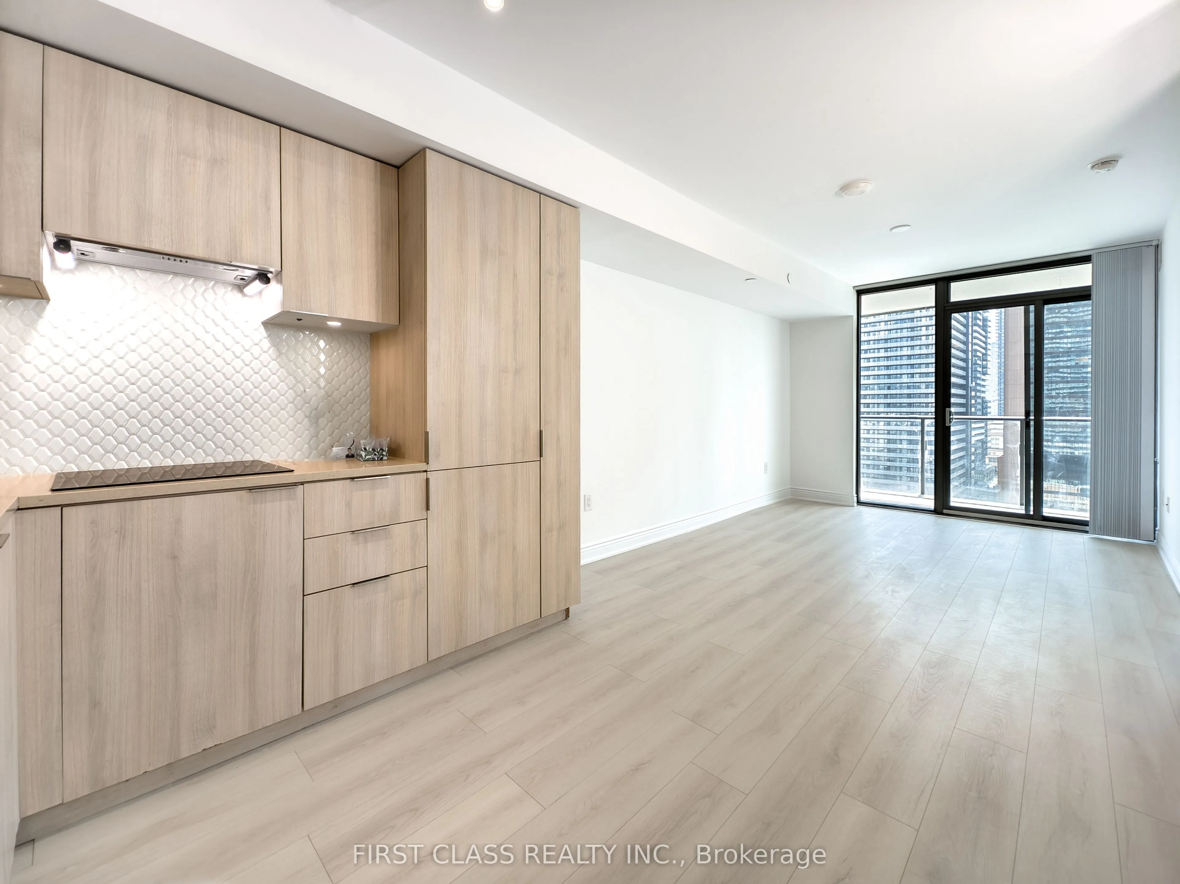11 Wellesley Street W, #1404