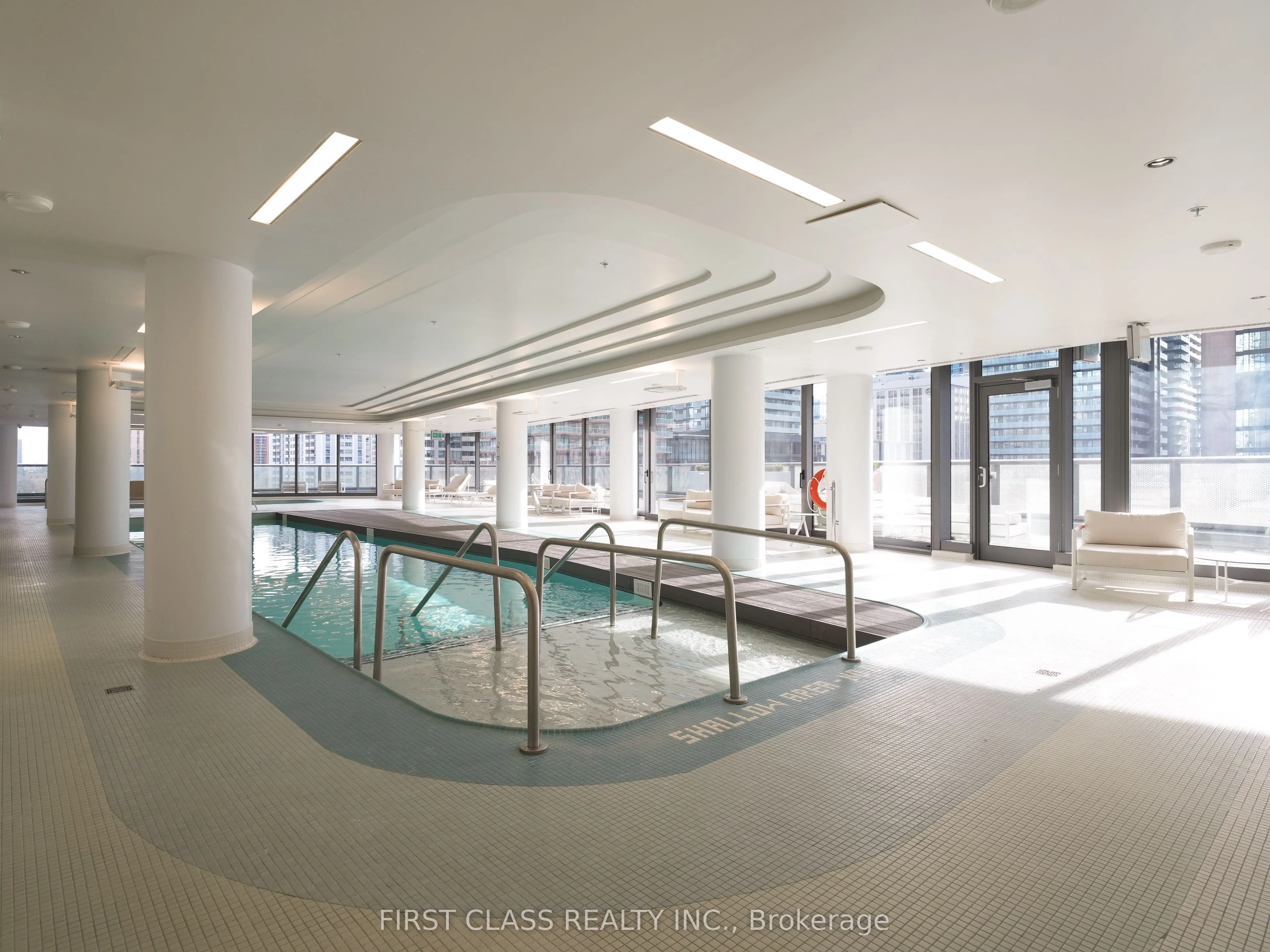11 Wellesley Street W, #1404