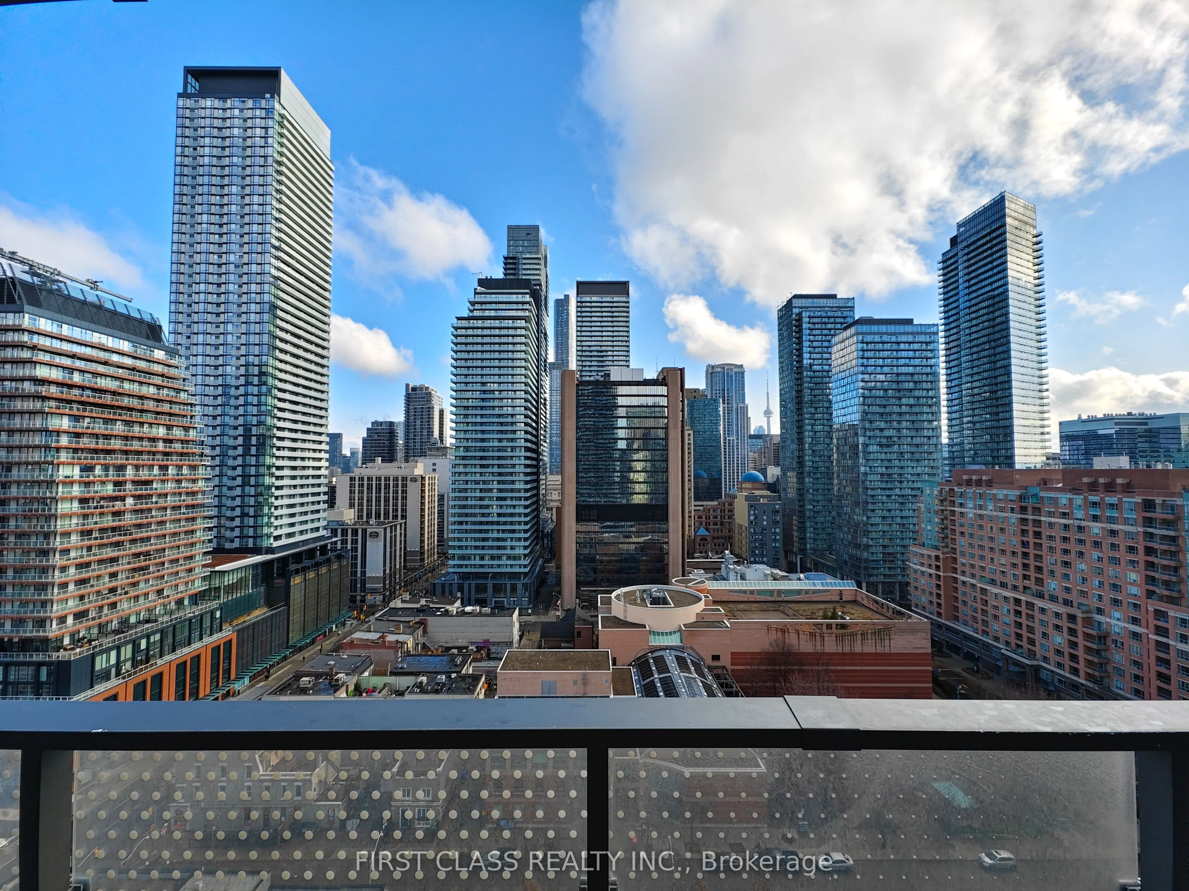 11 Wellesley Street W, #1404