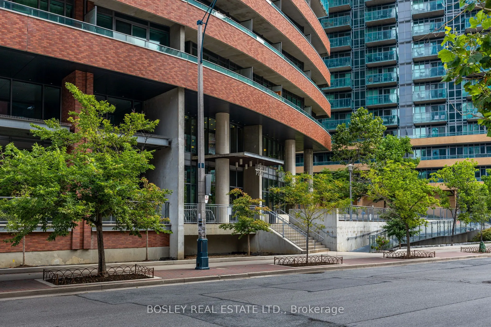 150 East Liberty Street, #1202
