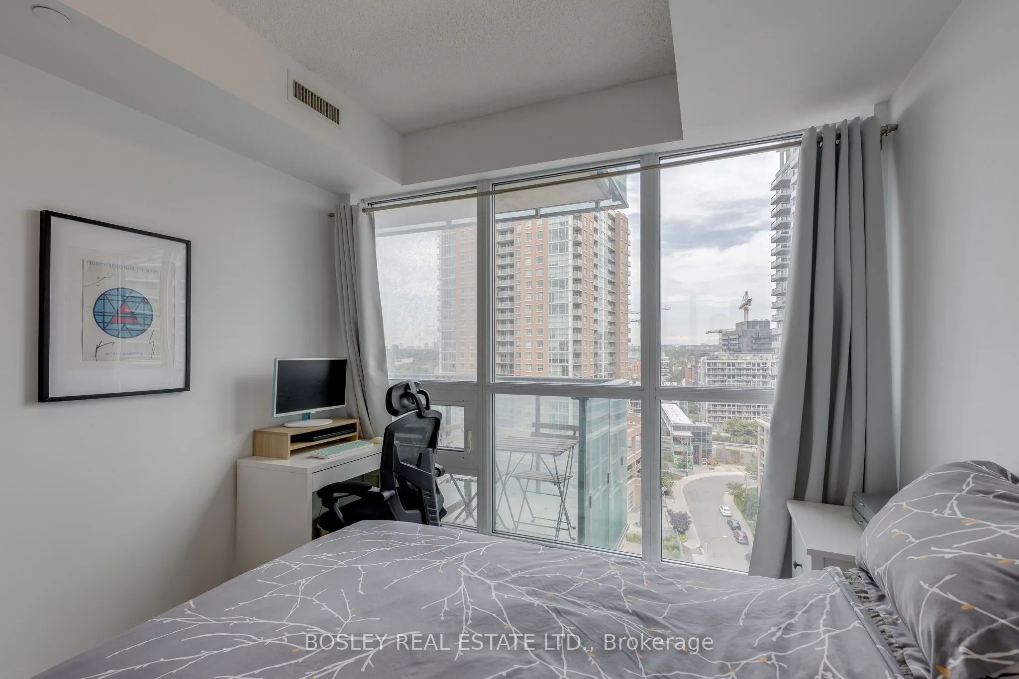 150 East Liberty Street, #1202