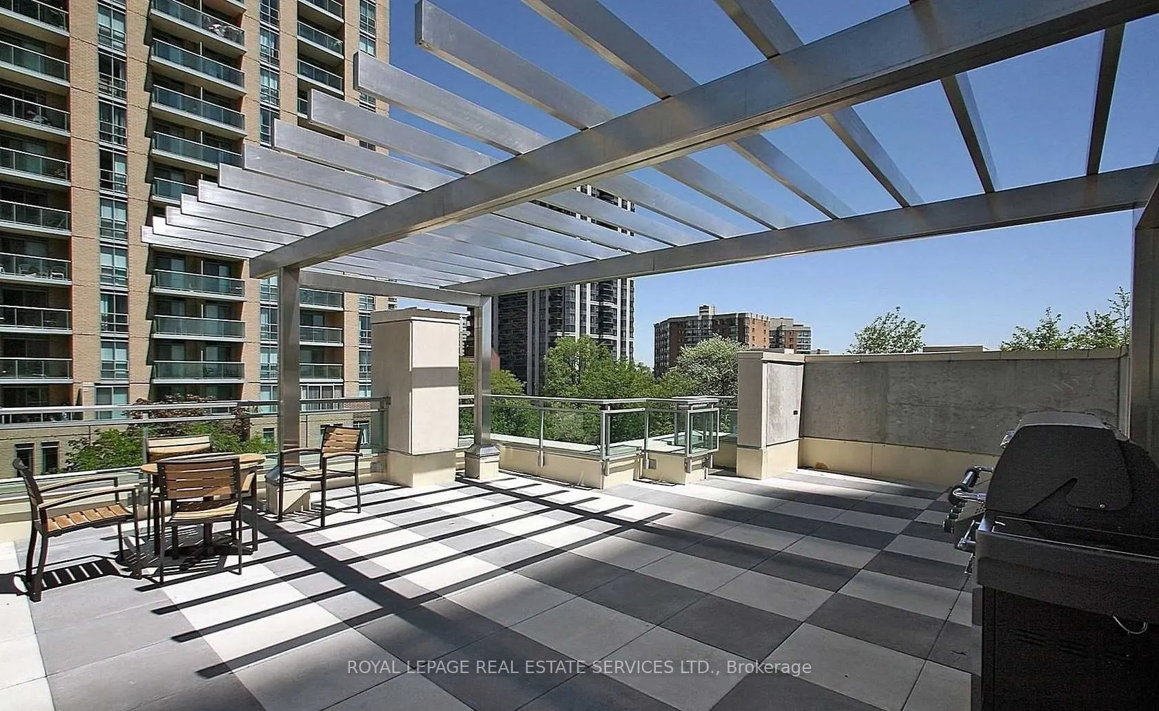 18 Holmes Avenue, #1002
