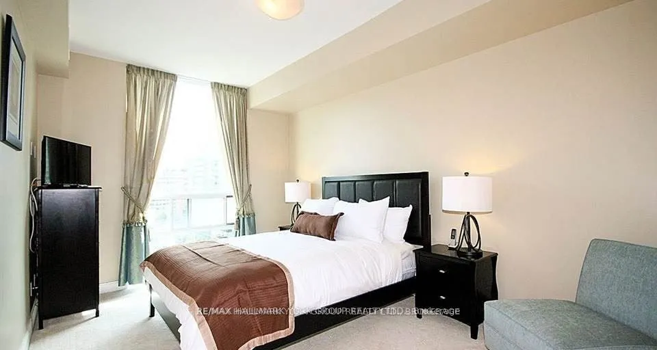 88 Broadway Avenue, #1003