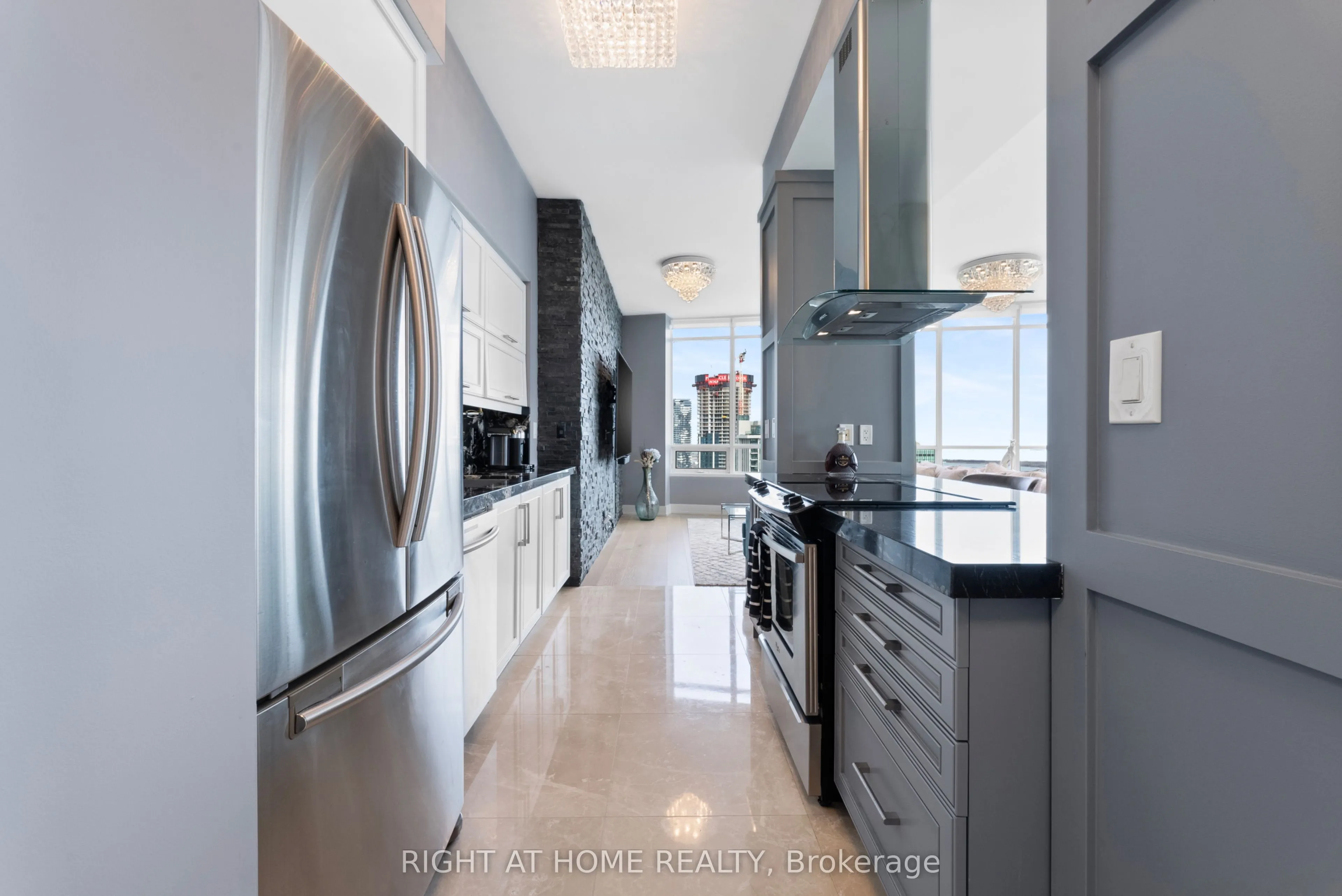 65 Bremner Boulevard, #5104
