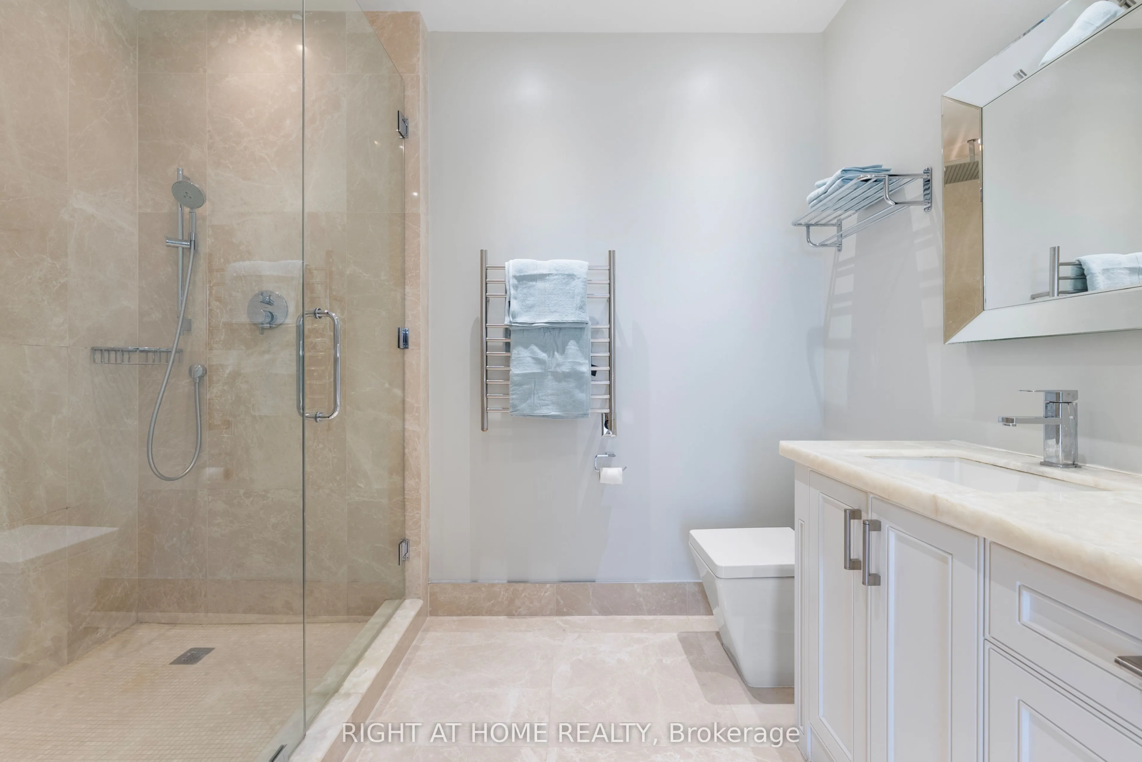 65 Bremner Boulevard, #5104