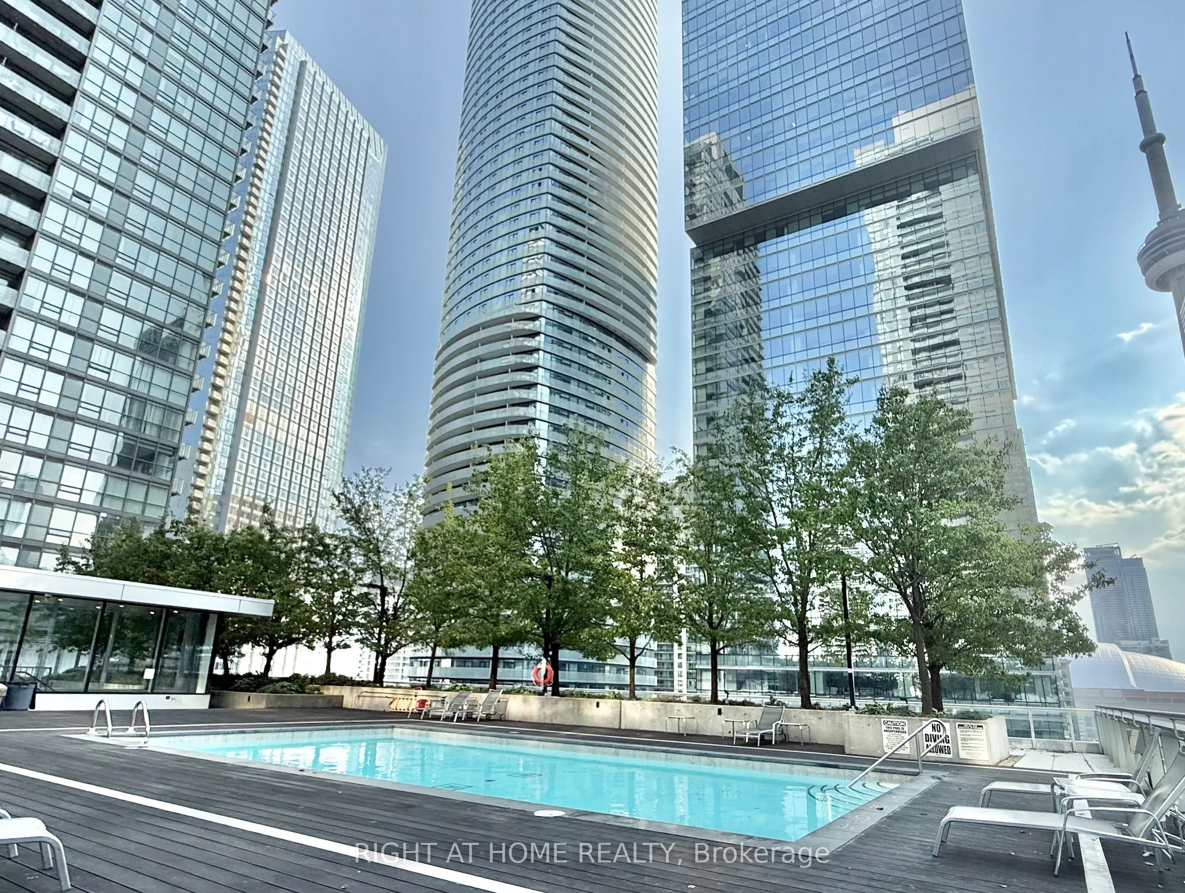65 Bremner Boulevard, #5104