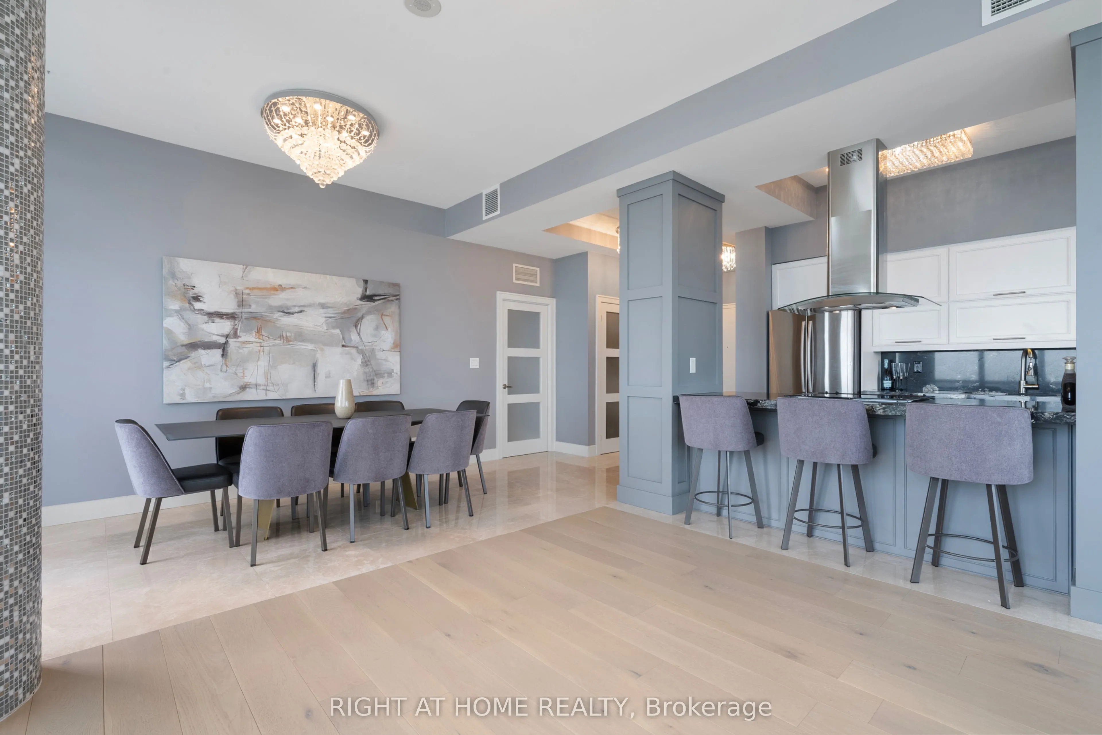 65 Bremner Boulevard, #5104