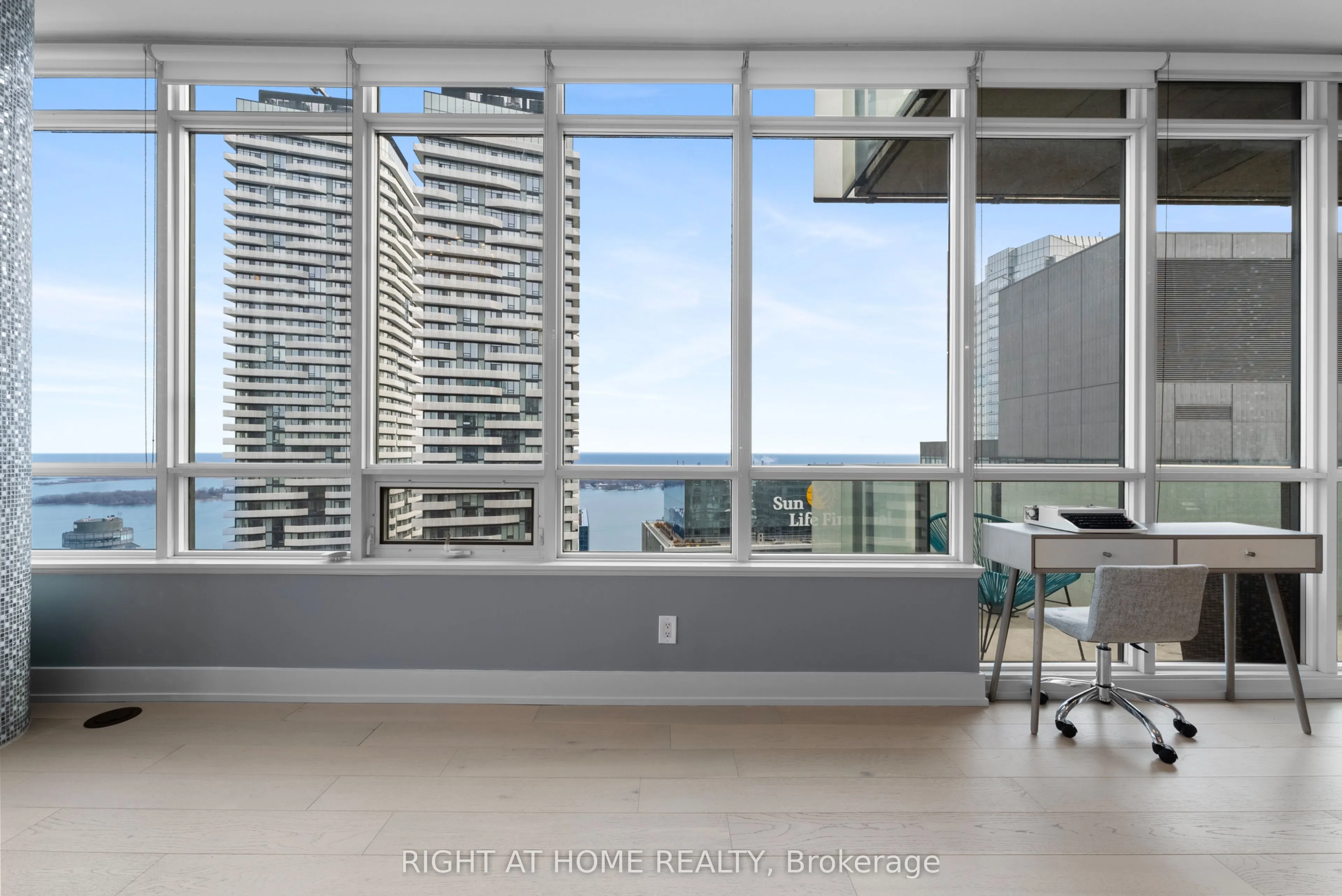 65 Bremner Boulevard, #5104