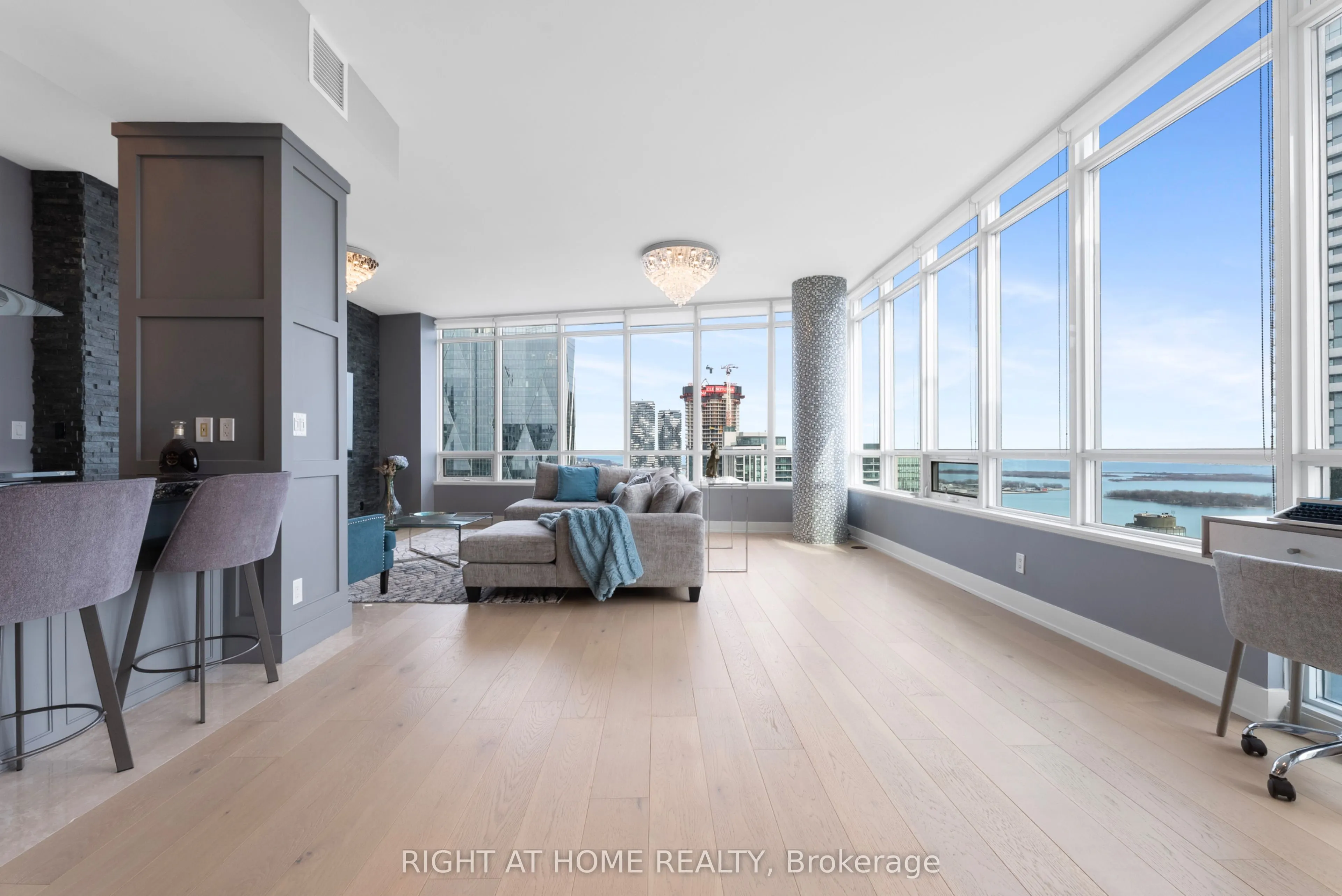 65 Bremner Boulevard, #5104