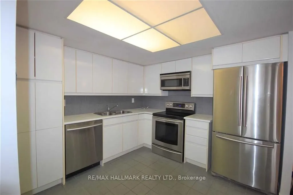 500 Glencairn Avenue, #409