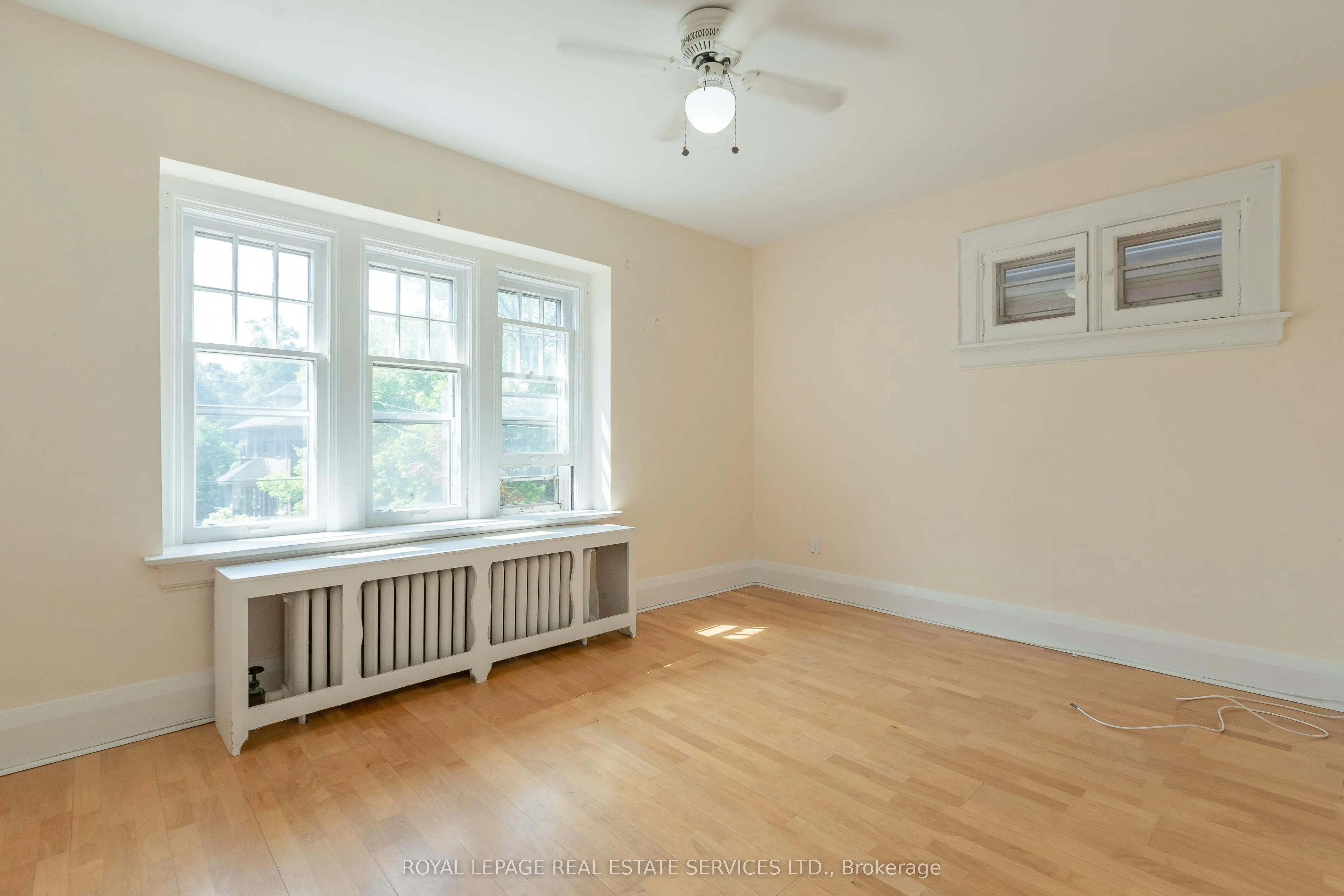 50 Glenrose Avenue, #3