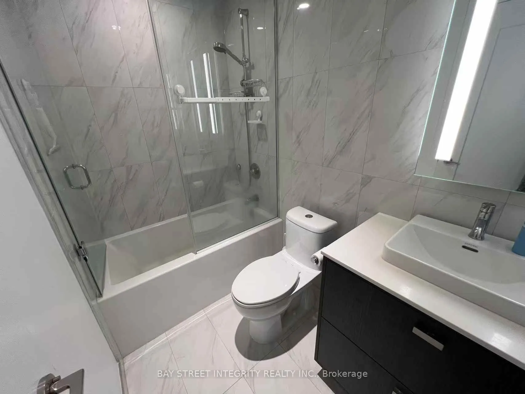 480 FRONT Street W, #1604