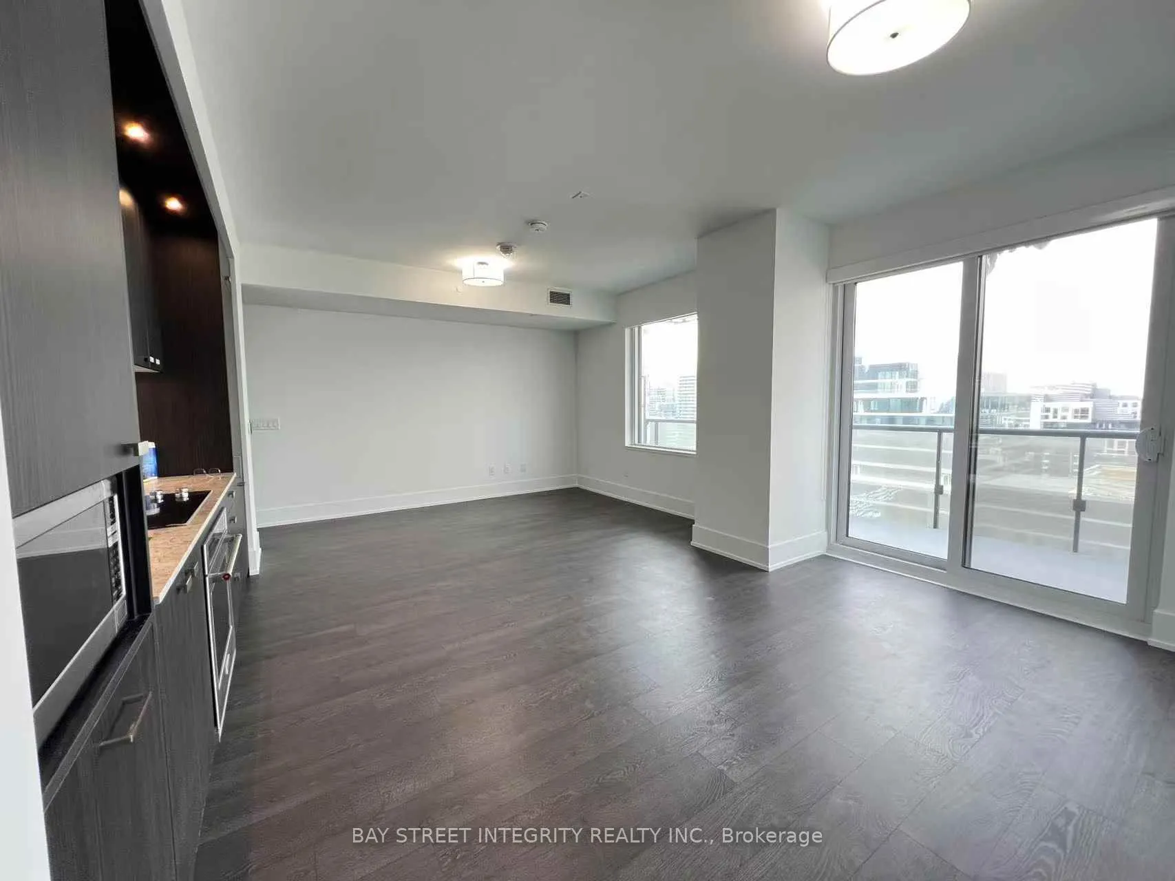 480 FRONT Street W, #1604