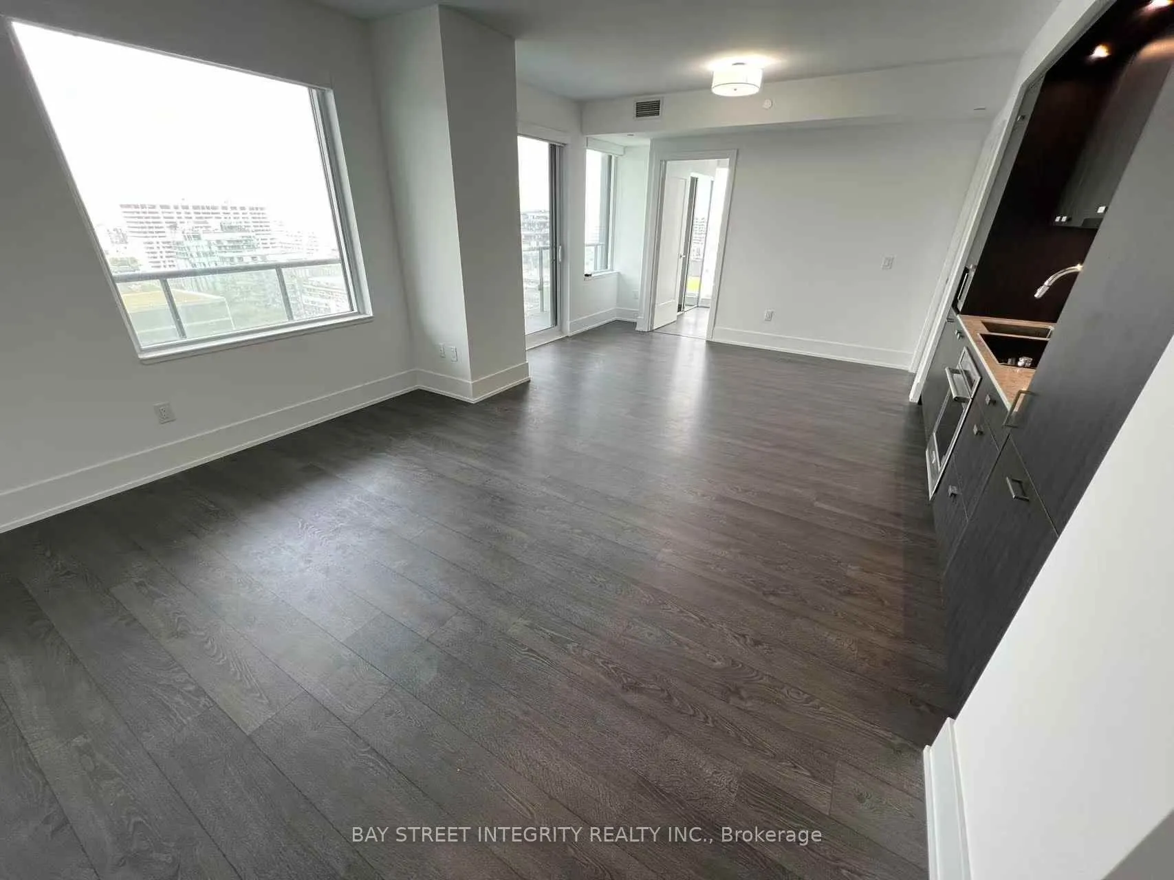 480 FRONT Street W, #1604