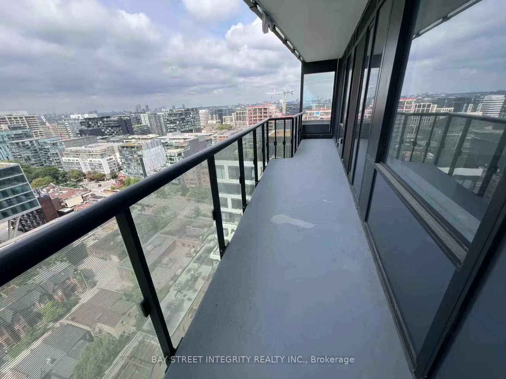 480 FRONT Street W, #1604