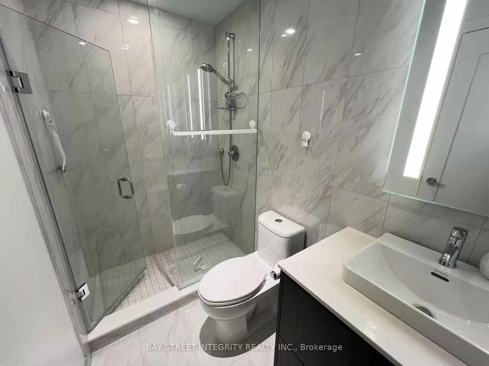 480 FRONT Street W, #1604