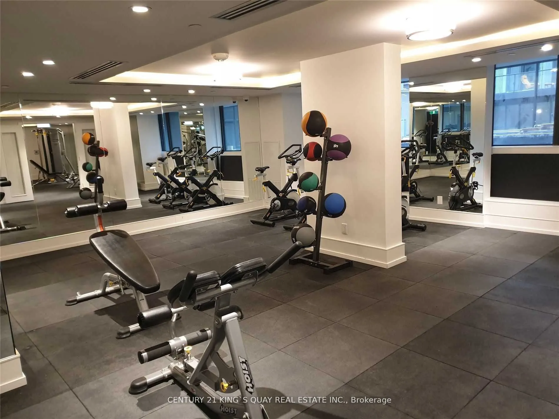 955 Bay Street, #2808