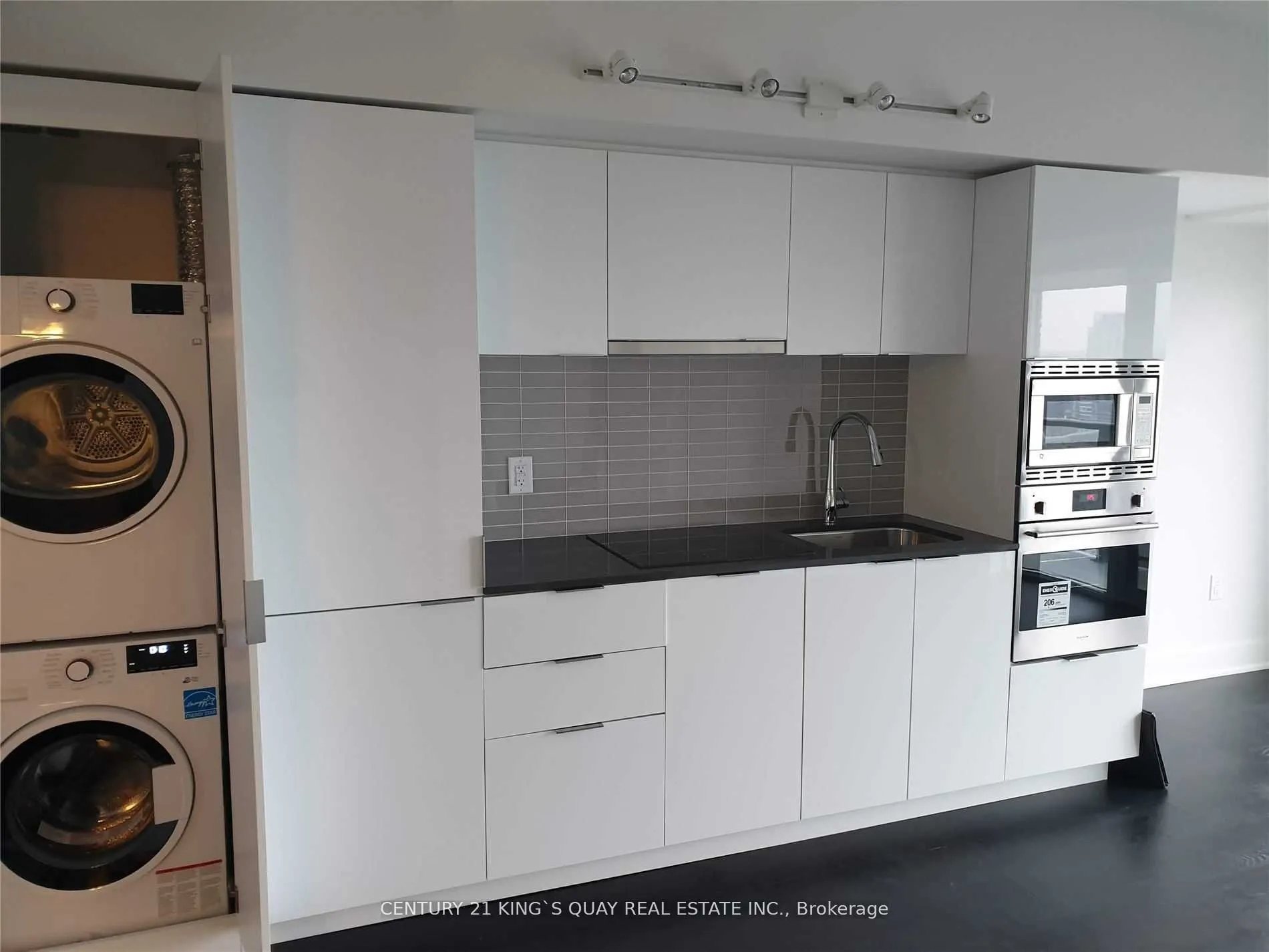 955 Bay Street, #2808