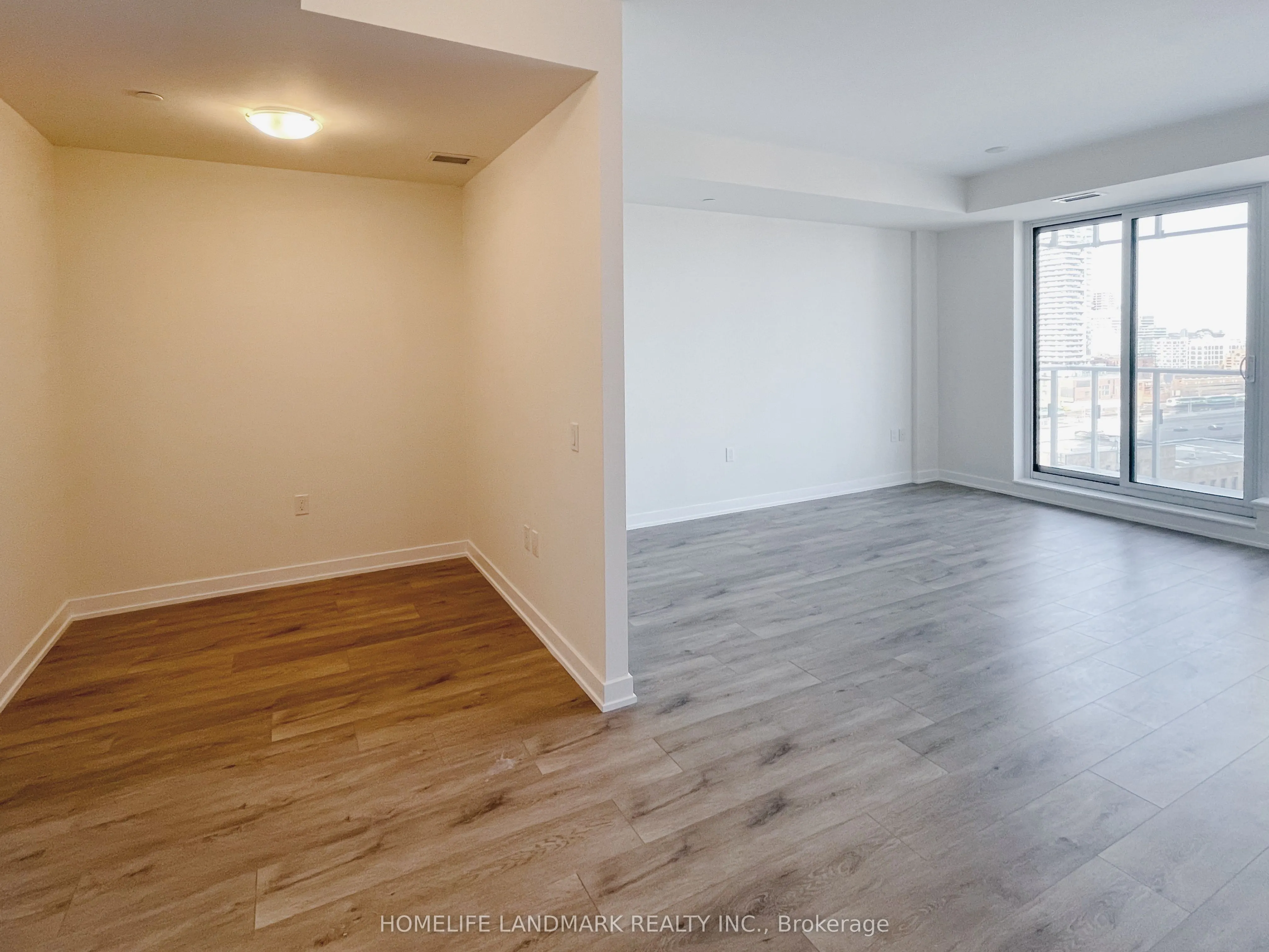 28 Freeland Street, #1208
