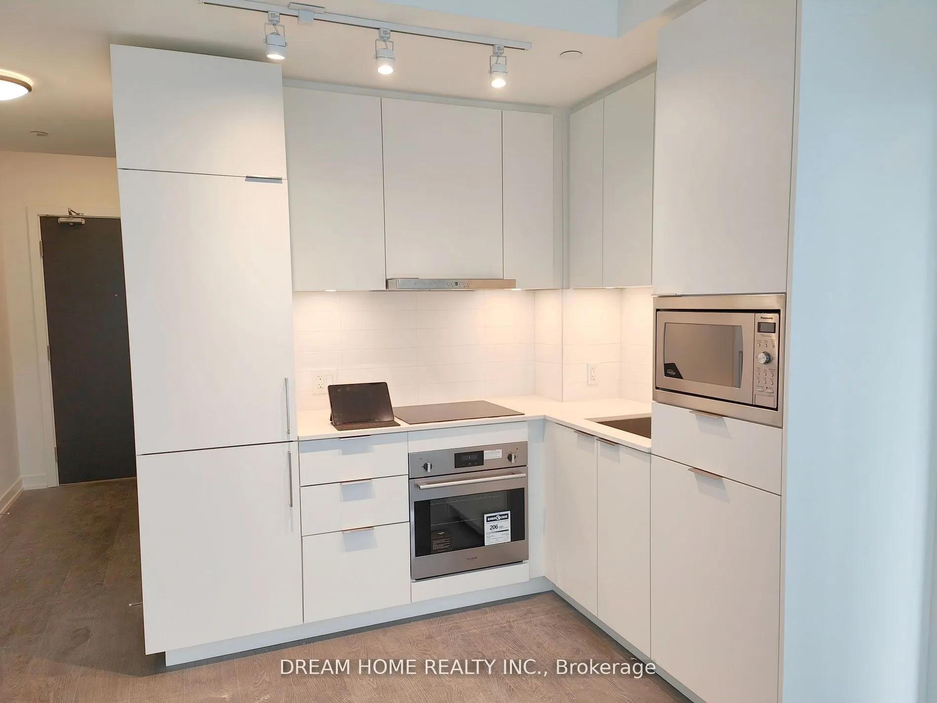 7 GOLDEN LION Heights, #N1006