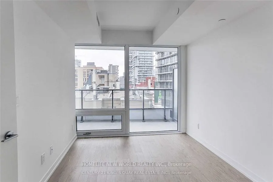 85 Wood Street, #1216