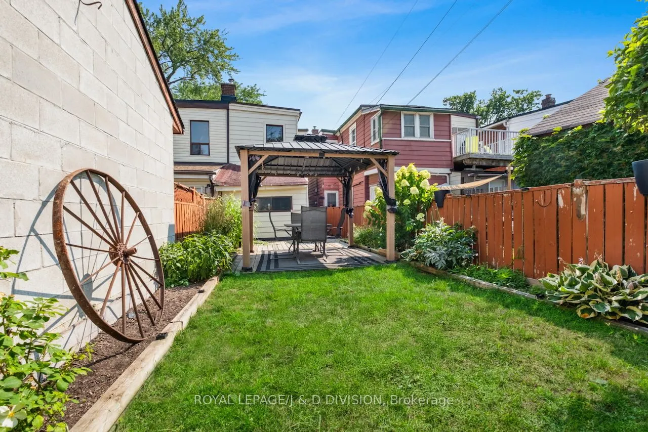 136 Lindsey Avenue