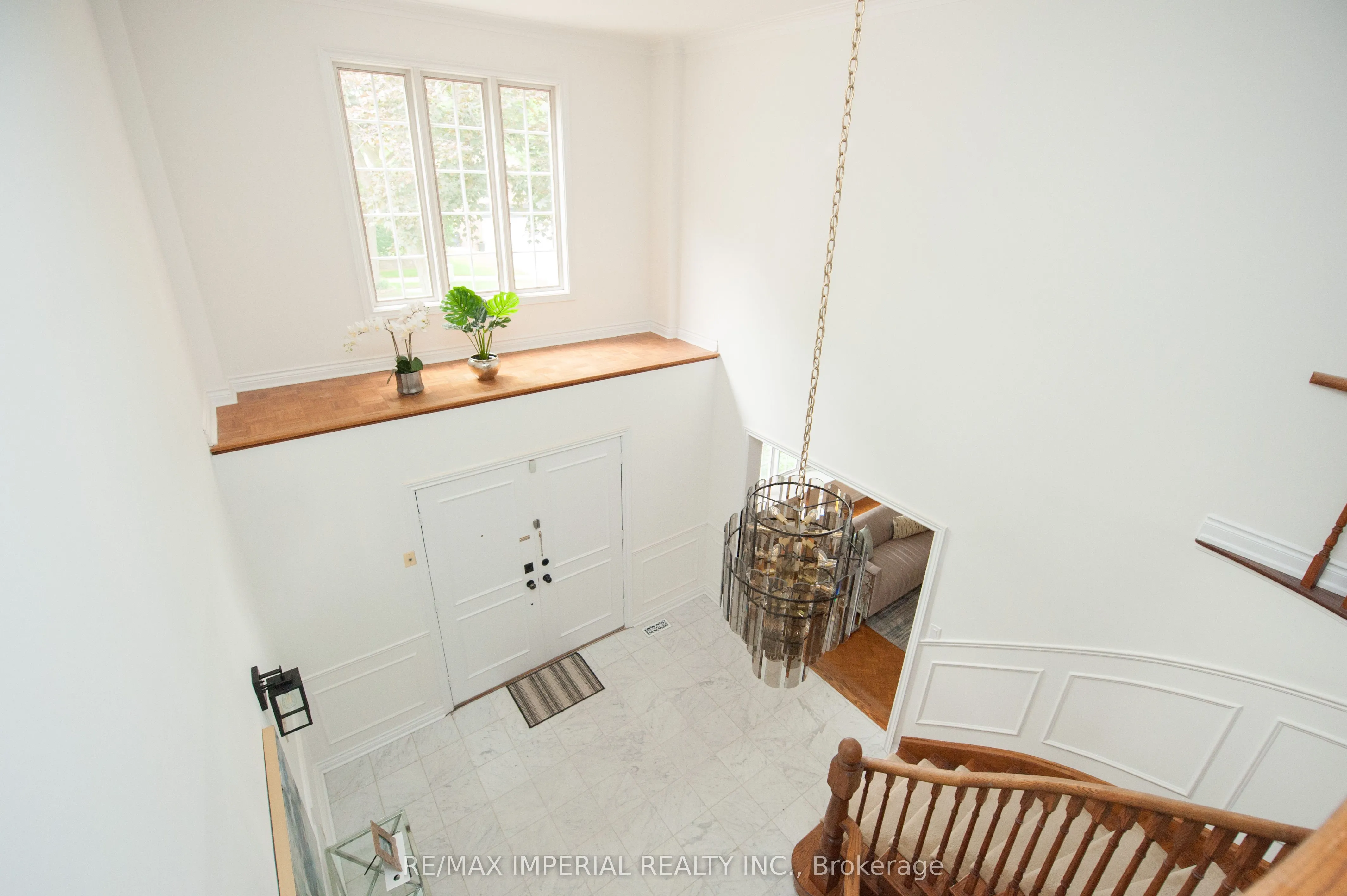 11 Riderwood Drive E