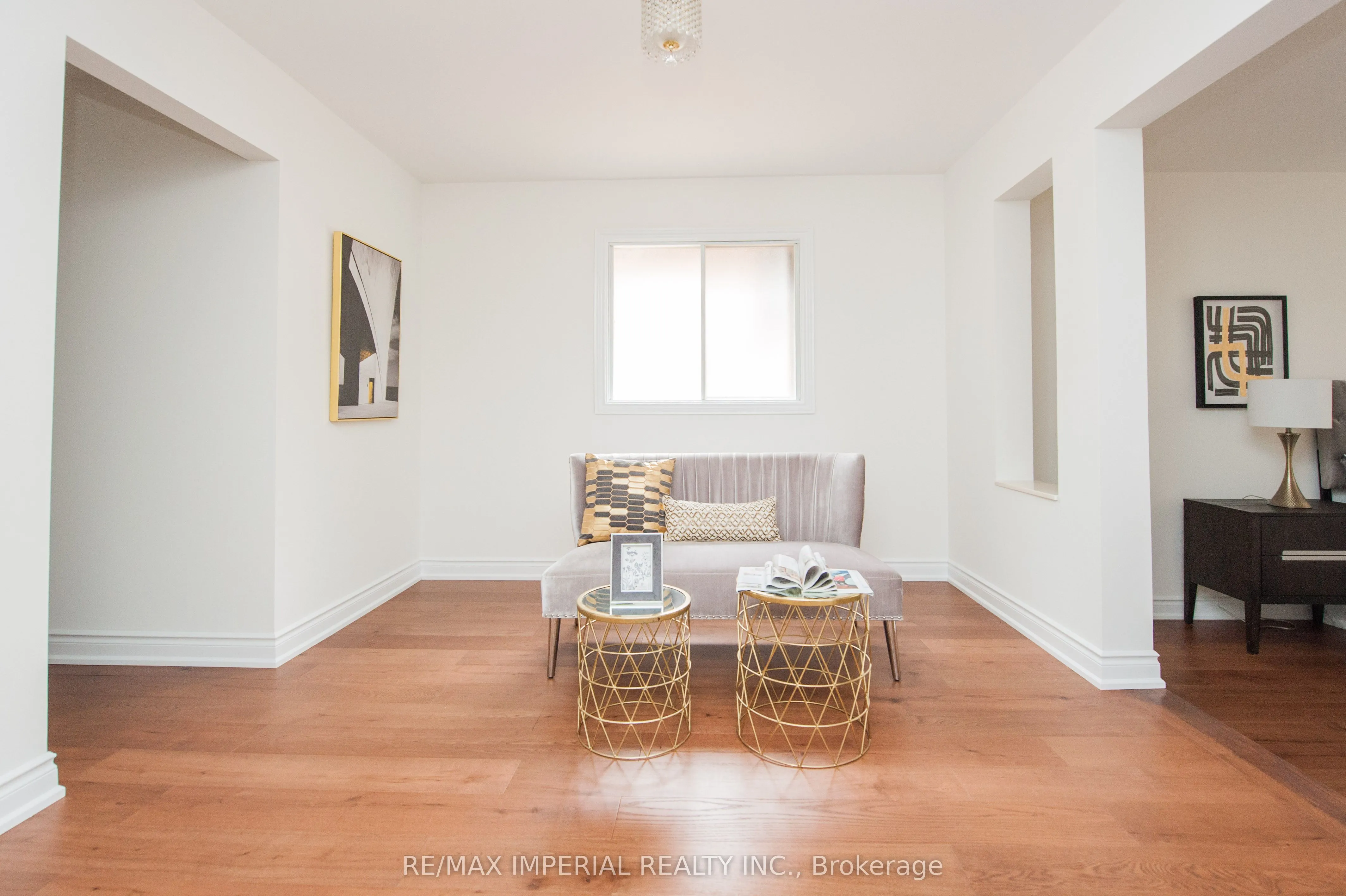 11 Riderwood Drive E