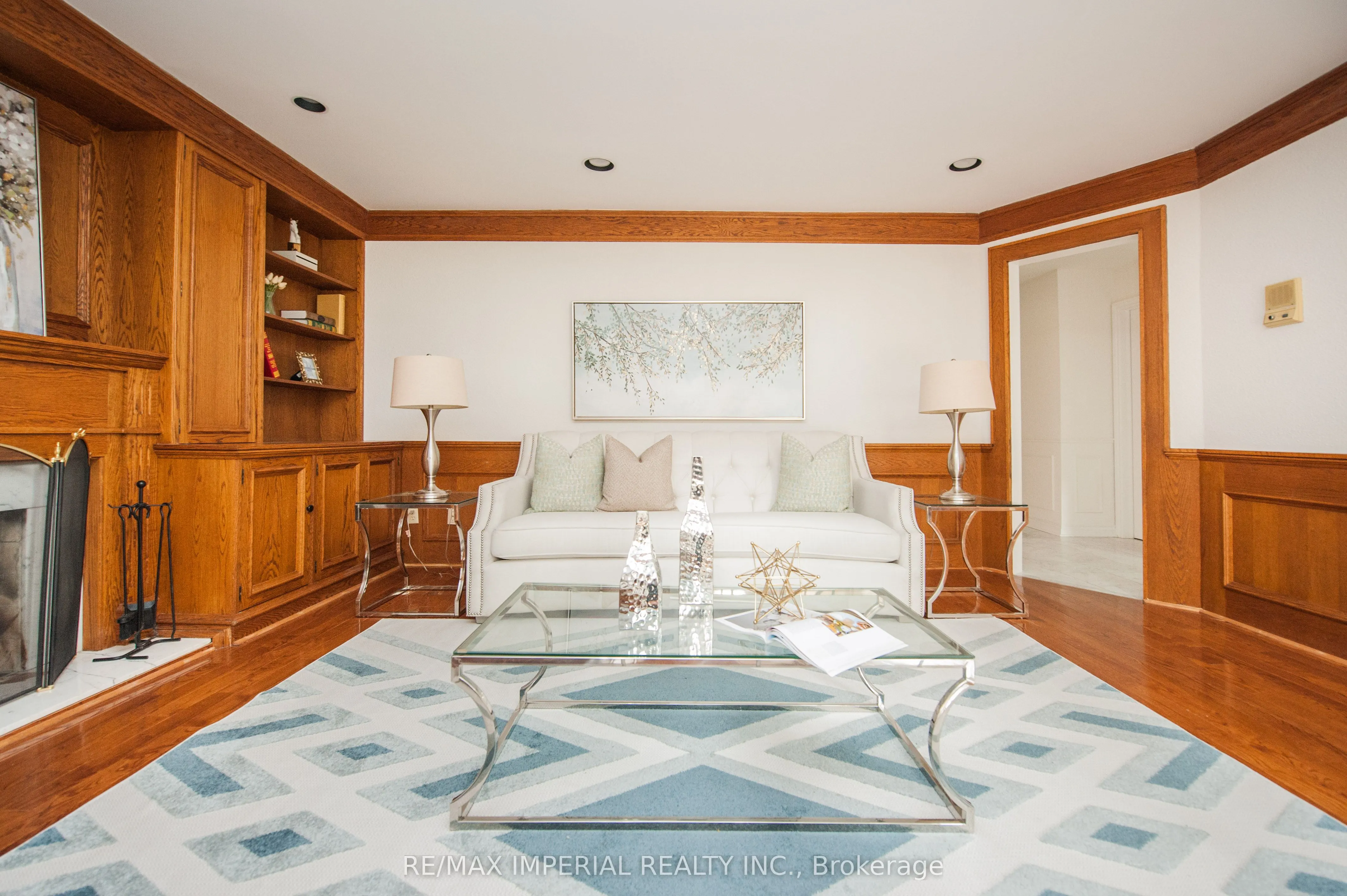 11 Riderwood Drive E