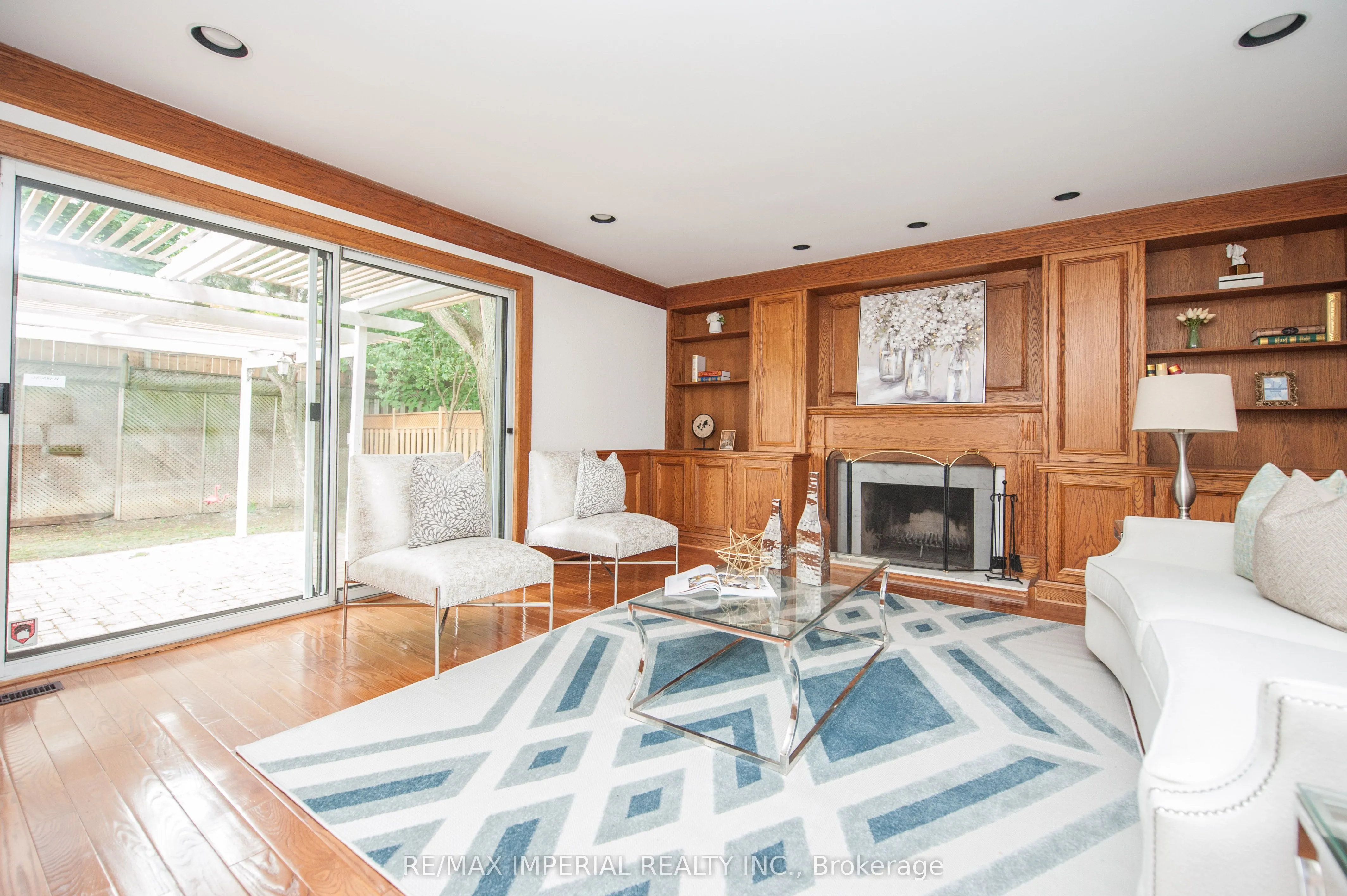 11 Riderwood Drive E