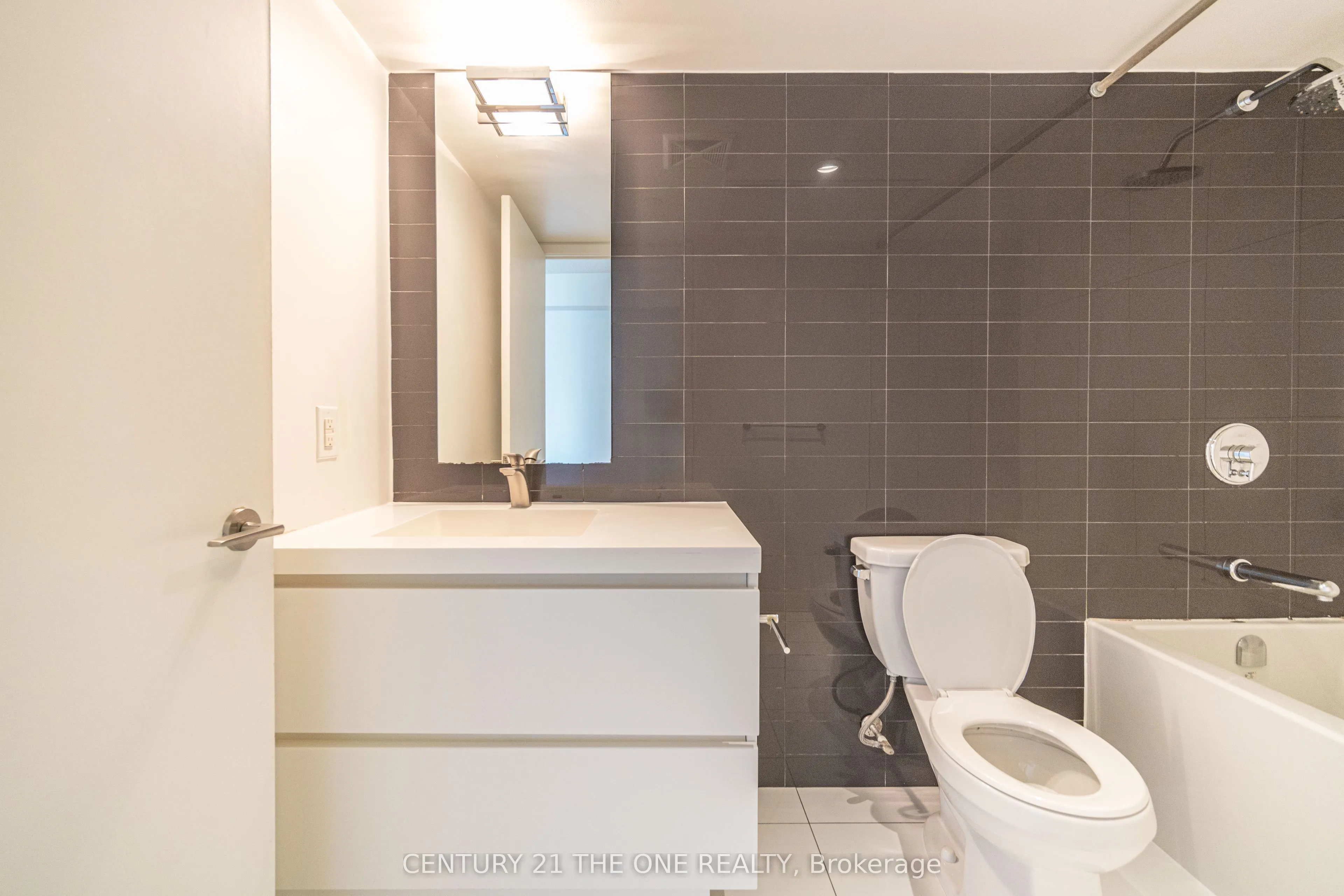 75 Queens Wharf Road, #1003