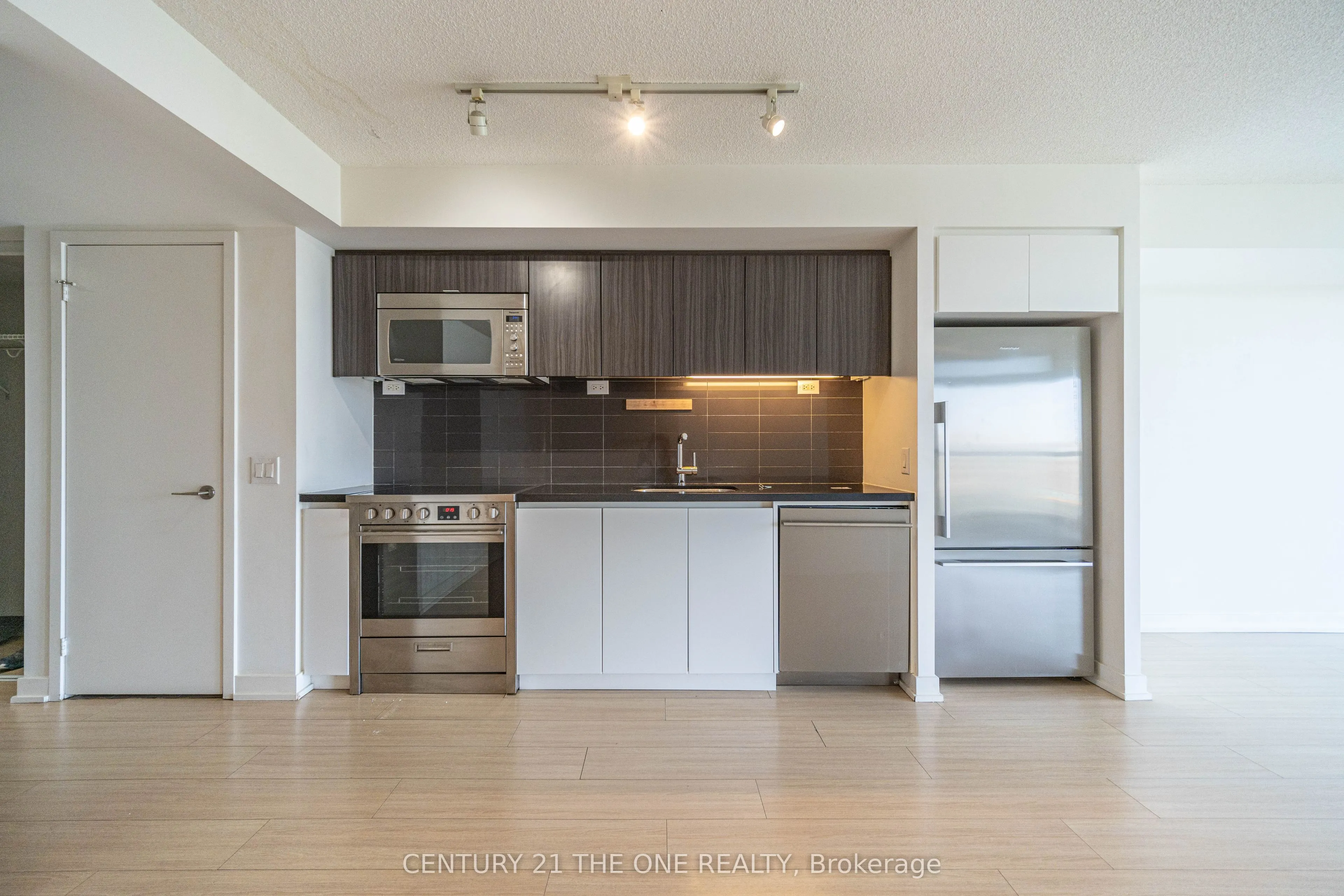 75 Queens Wharf Road, #1003