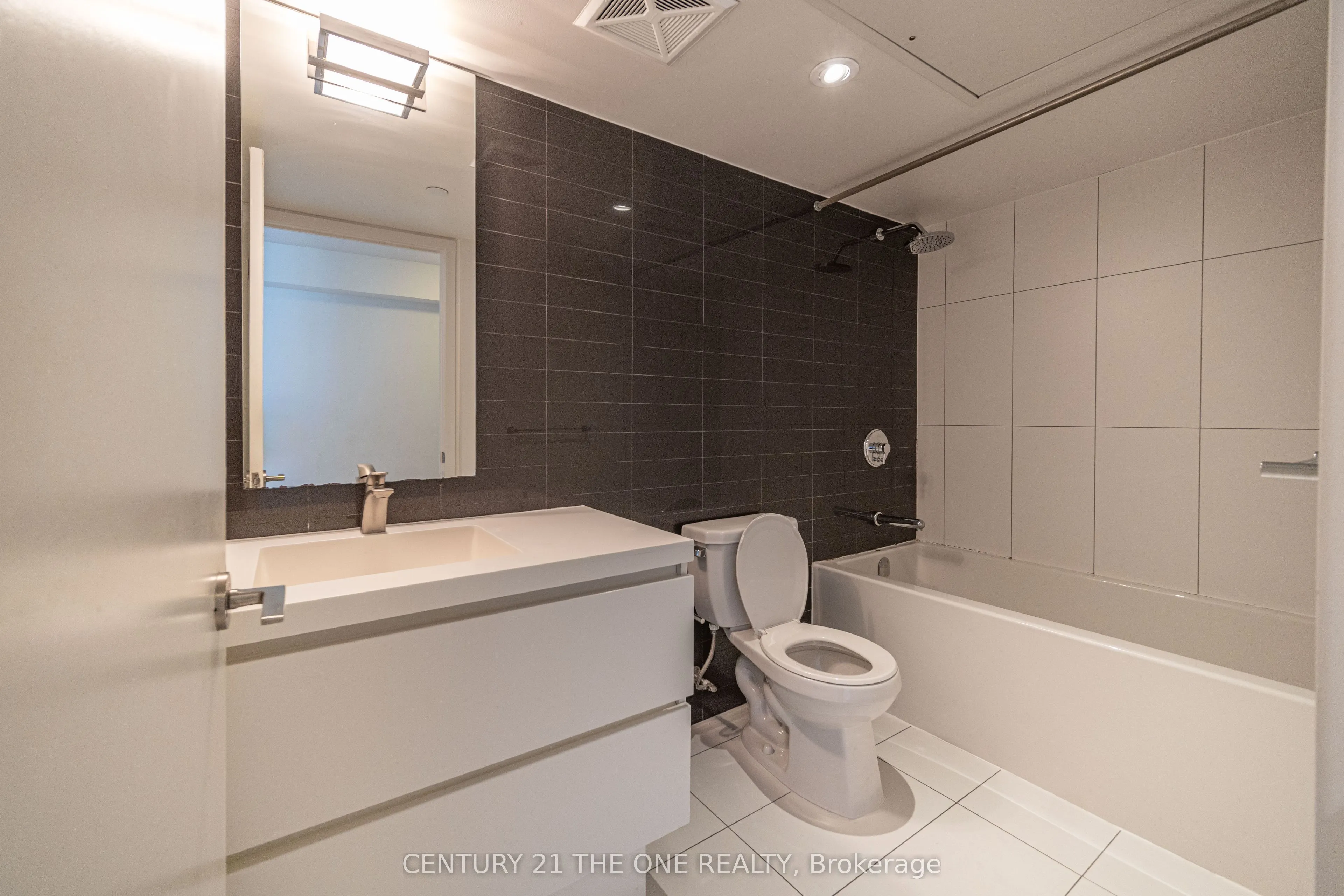 75 Queens Wharf Road, #1003
