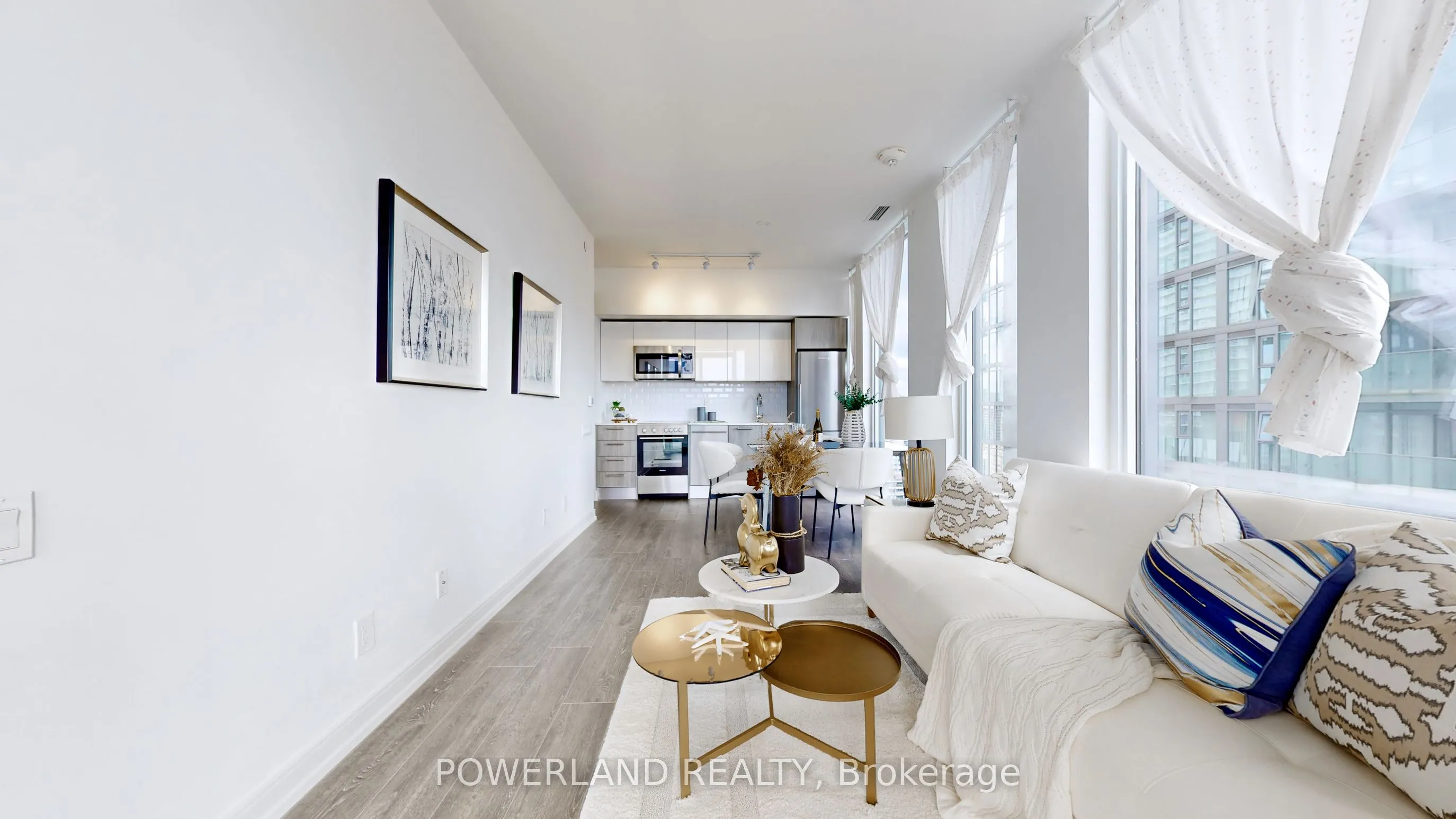 28 Wellesley Street E, #2304