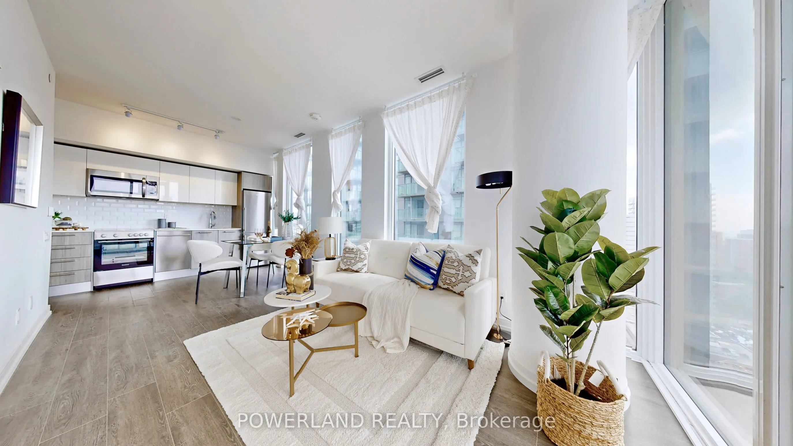 28 Wellesley Street E, #2304