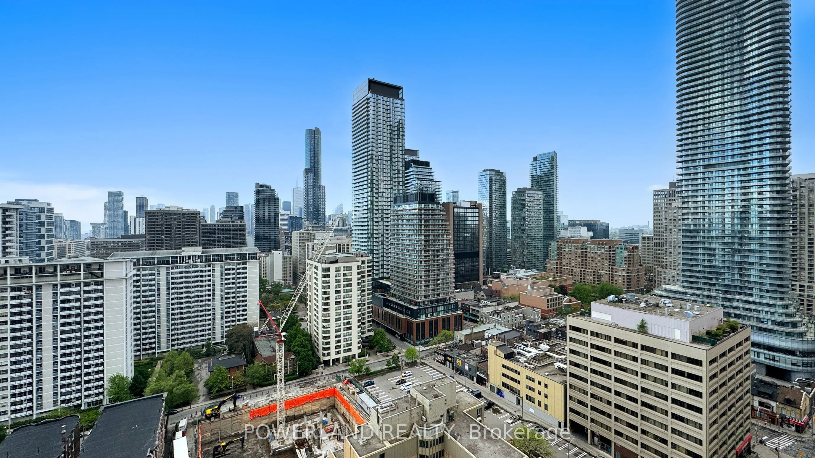 28 Wellesley Street E, #2304