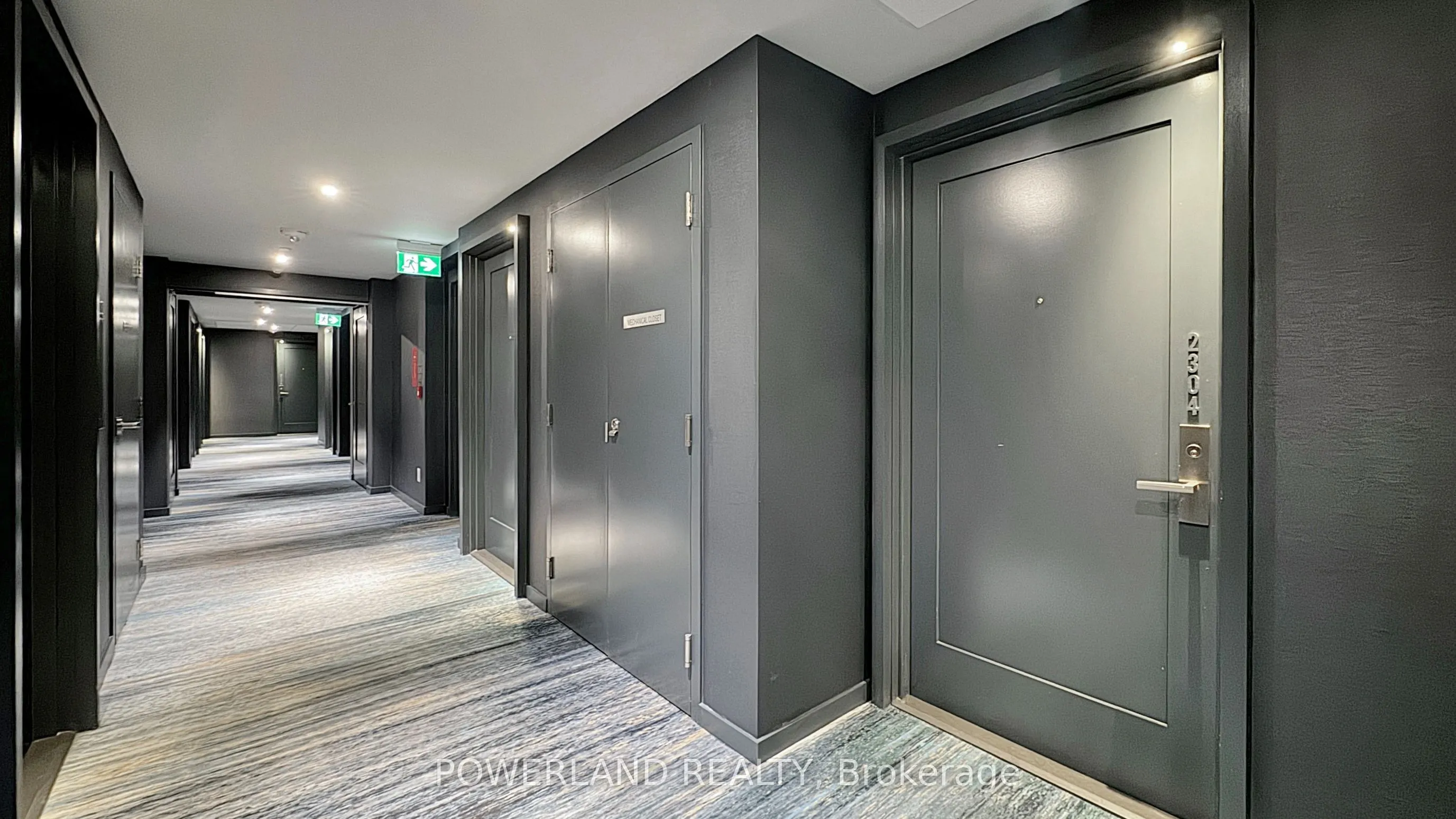 28 Wellesley Street E, #2304