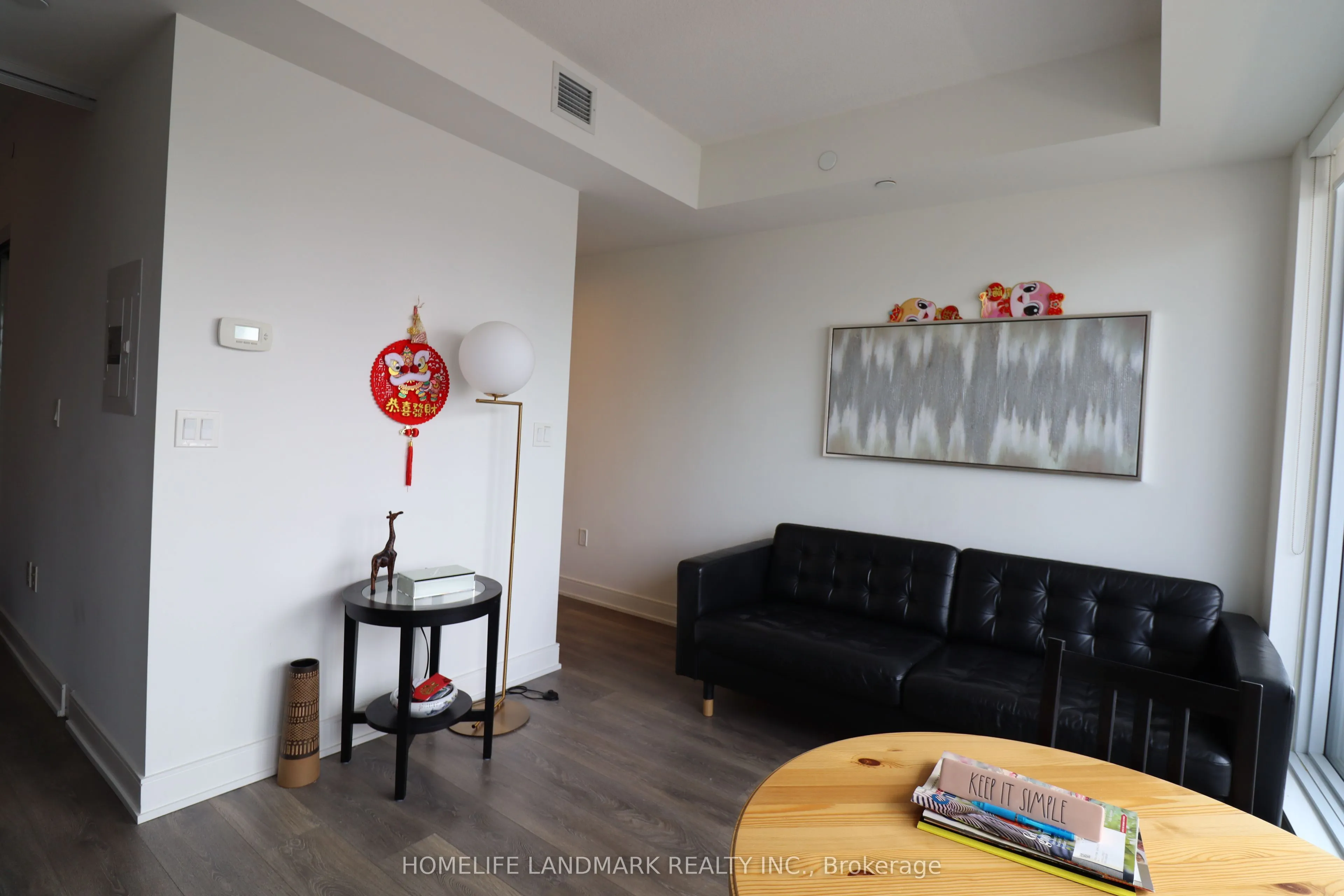 89 Mcgill Street, #2812