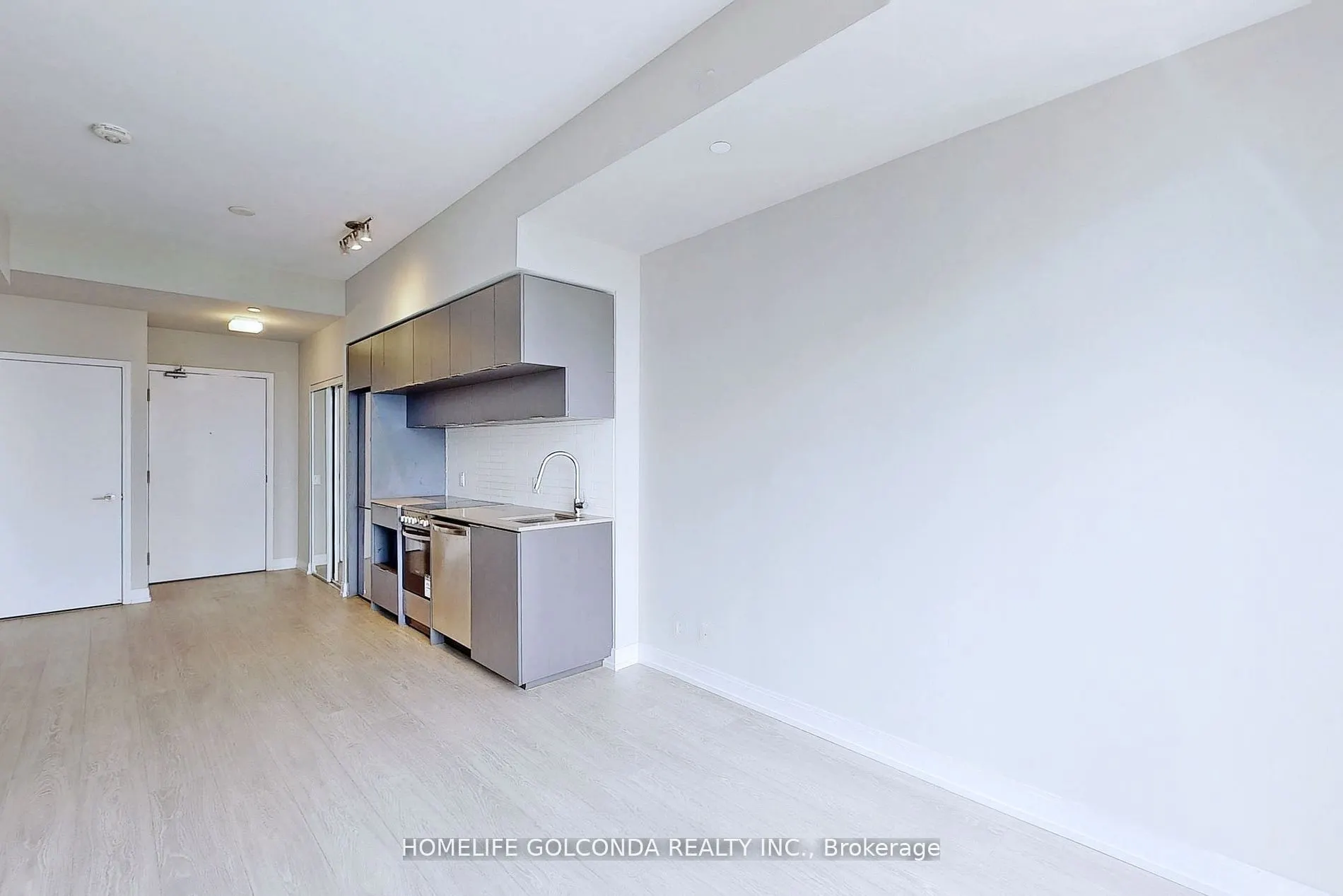 181 Dundas Street, #2909