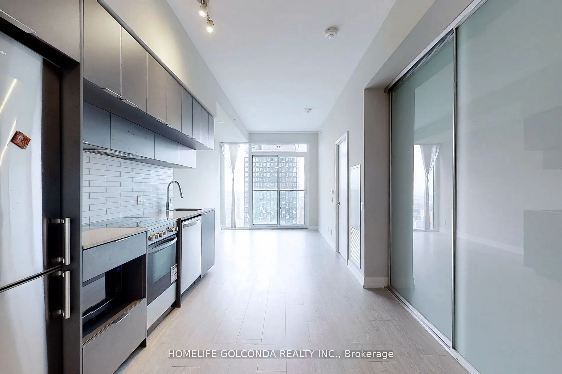 181 Dundas Street, #2909