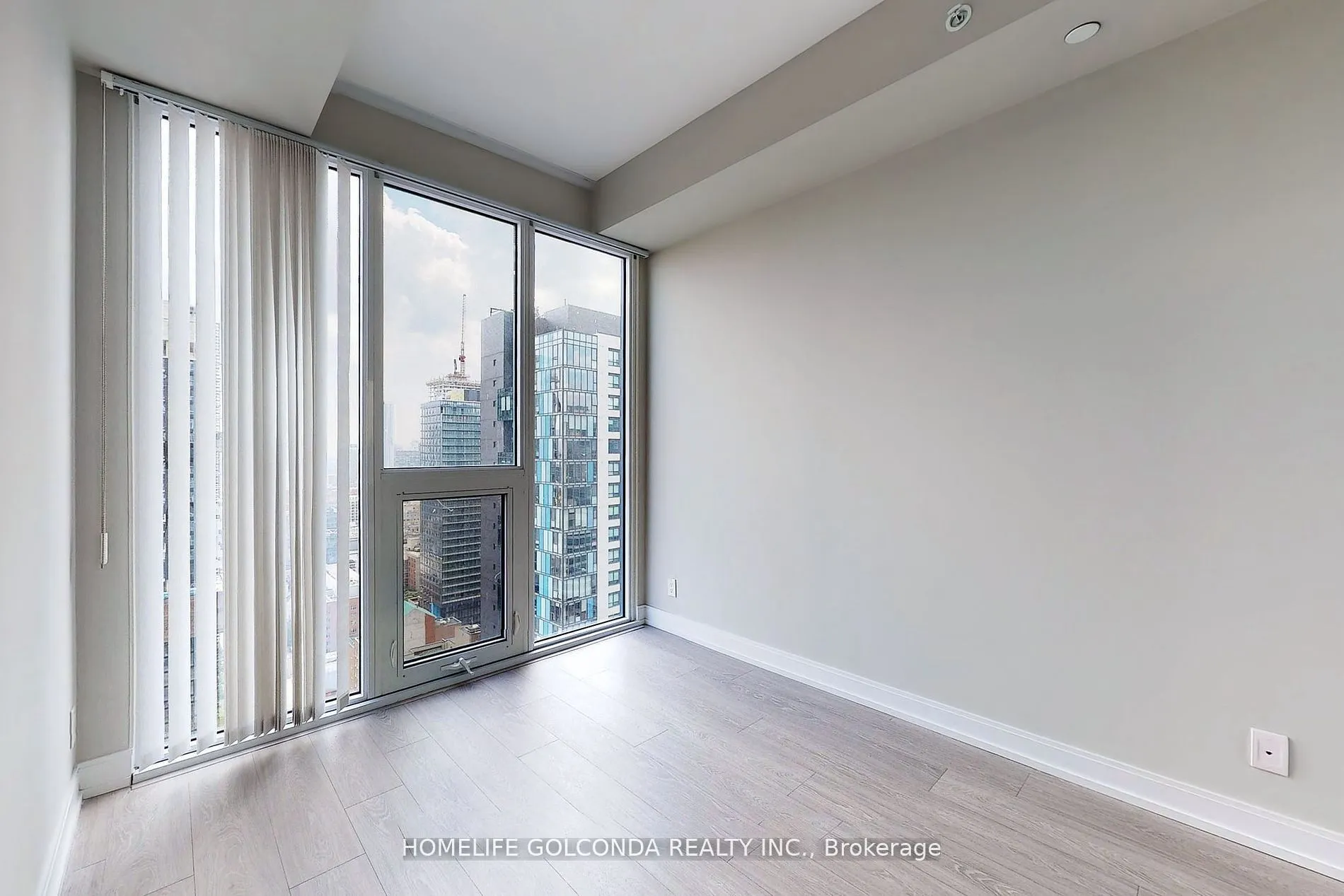 181 Dundas Street, #2909