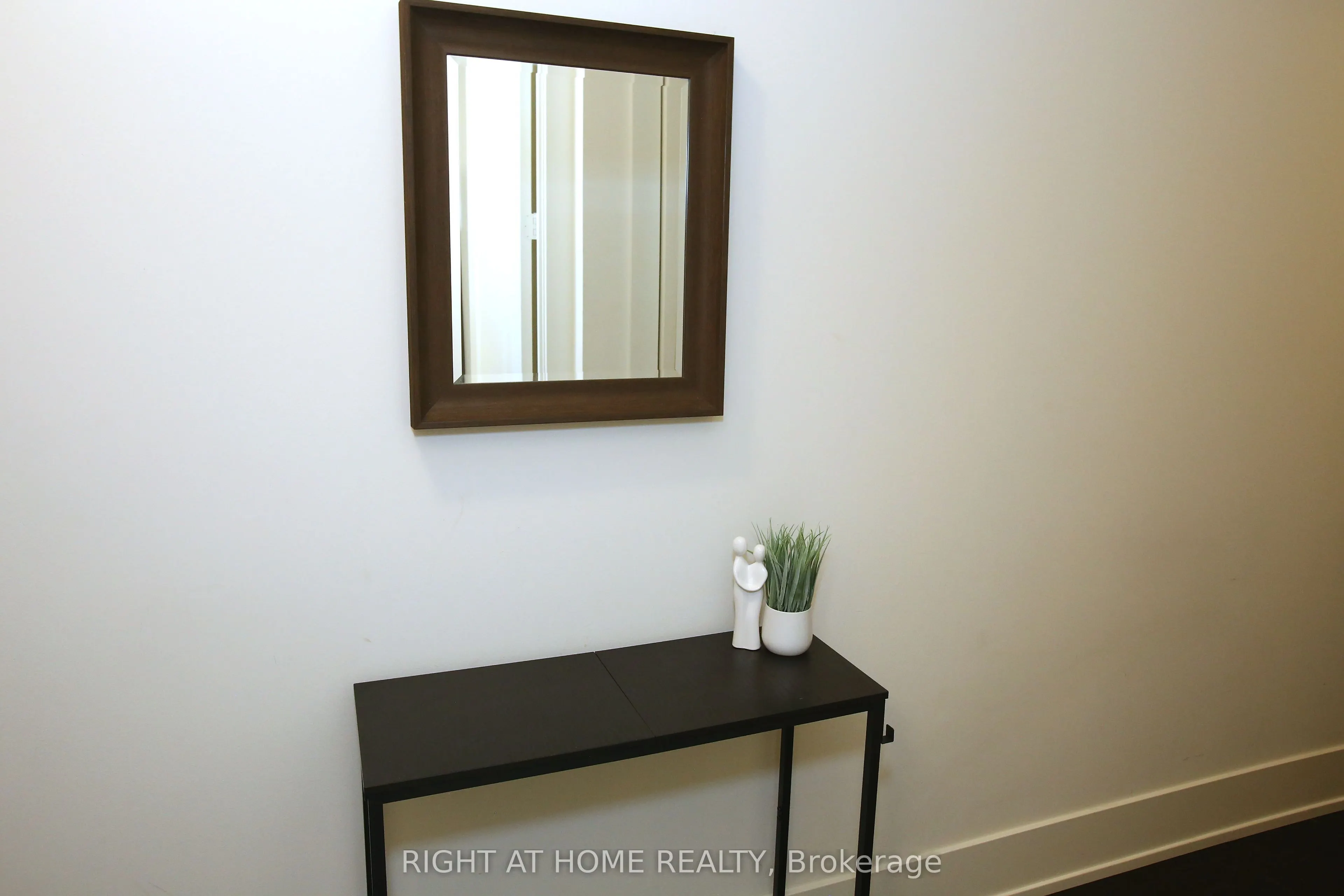 330 Richmond Street W, #210
