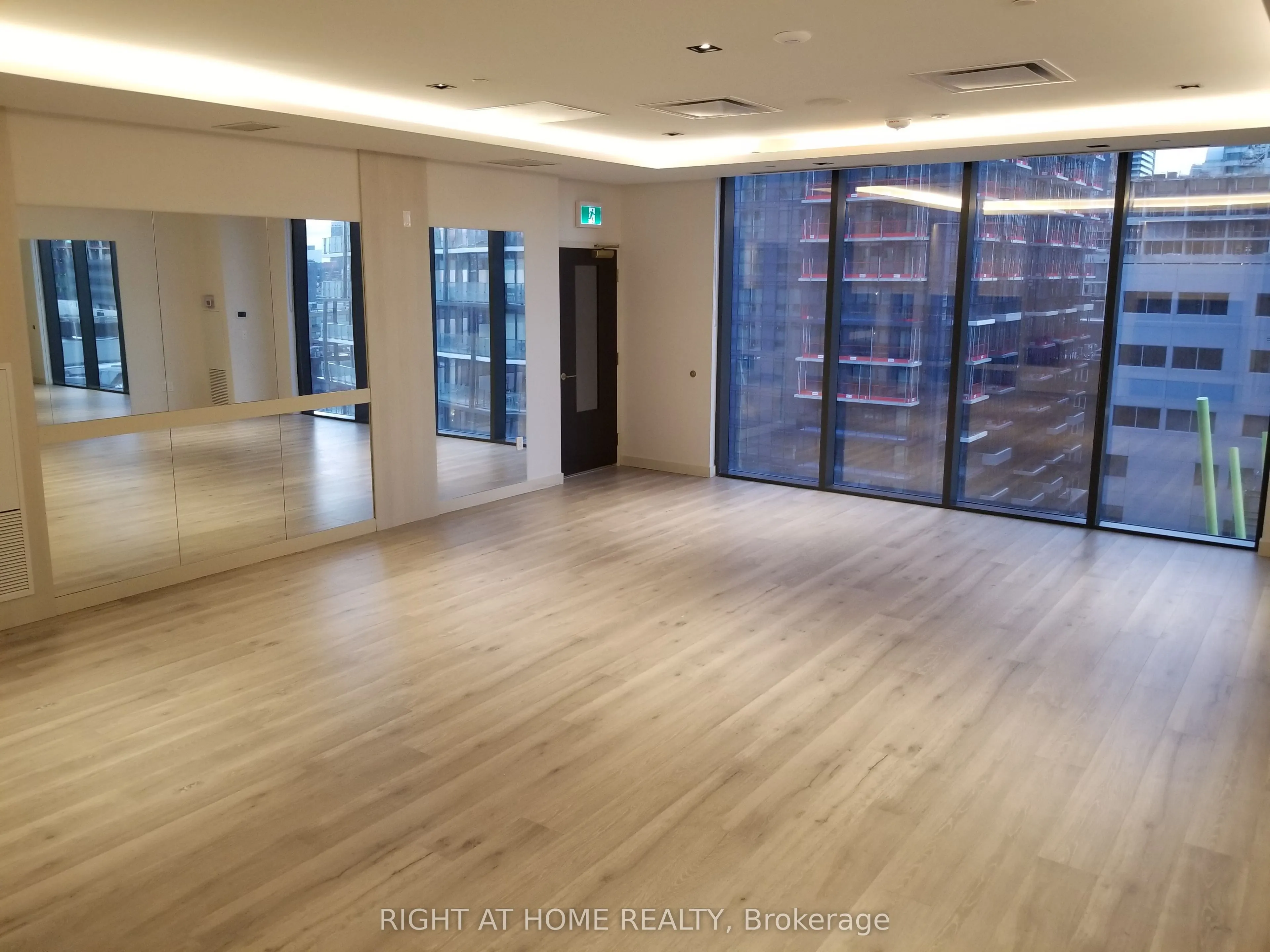 330 Richmond Street W, #210