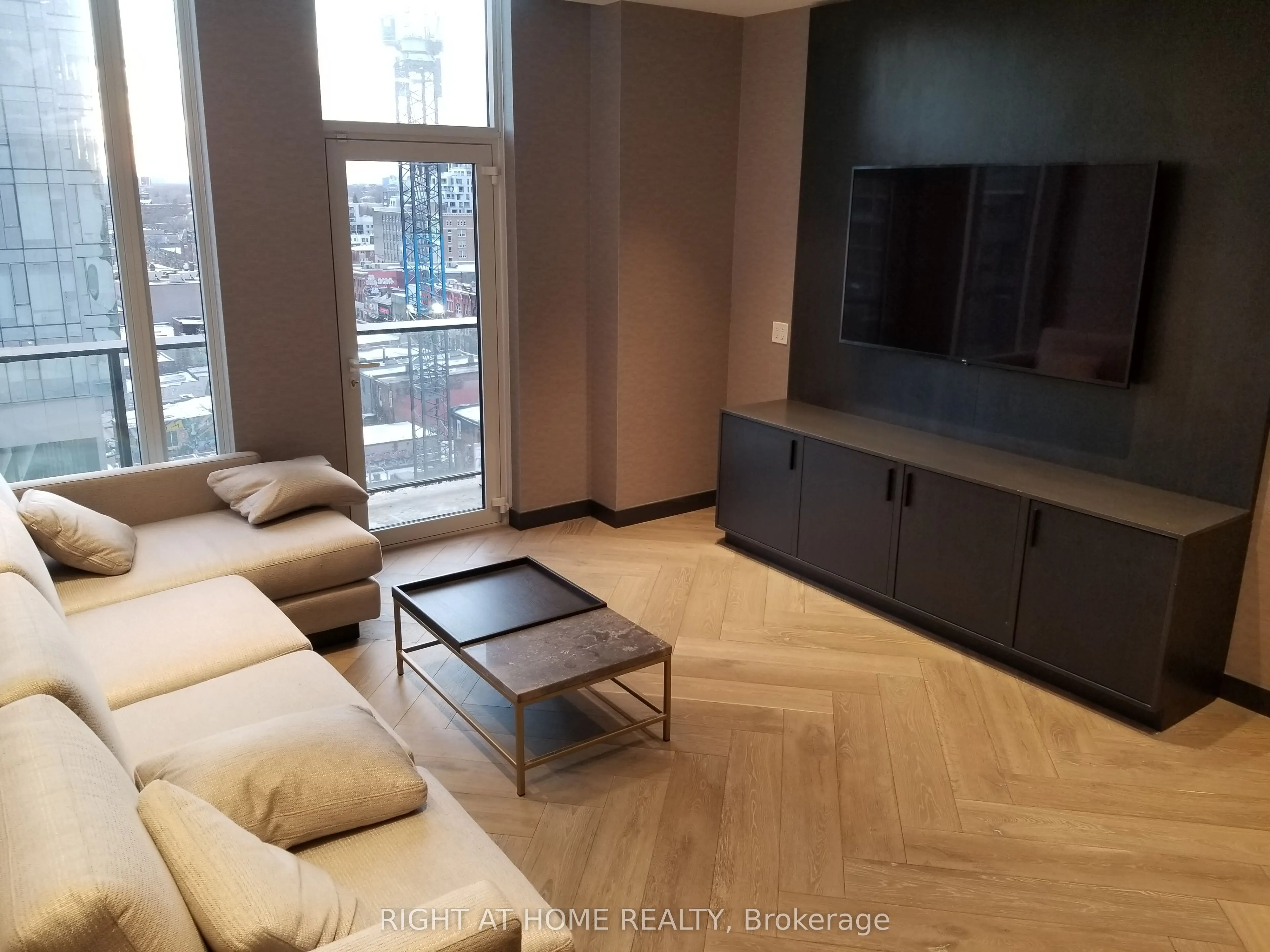 330 Richmond Street W, #210