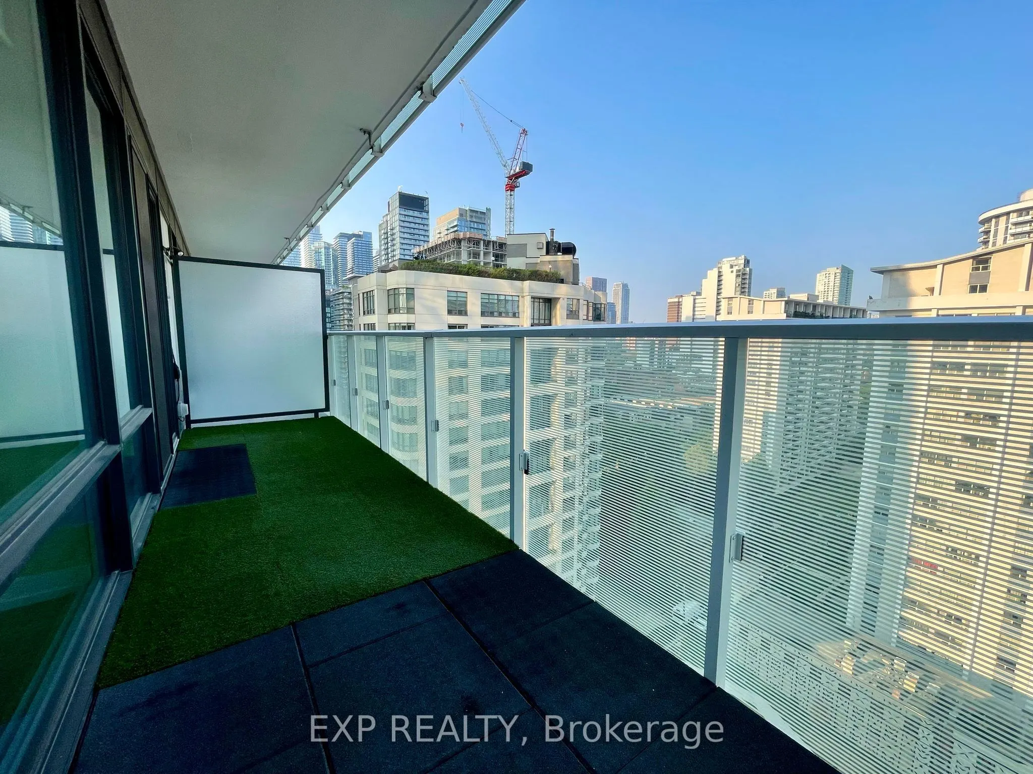 501 Yonge Street, #1208