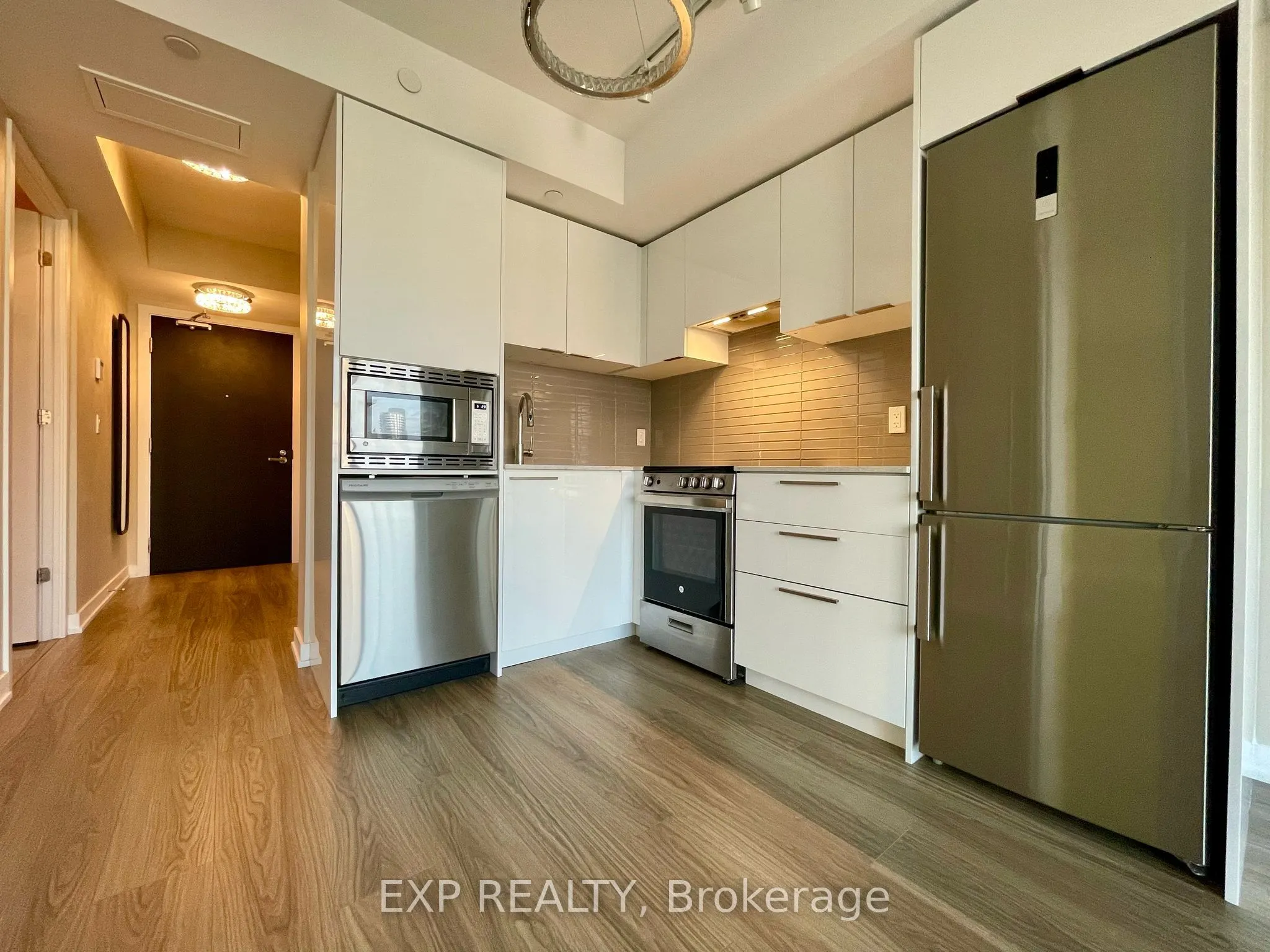 501 Yonge Street, #1208
