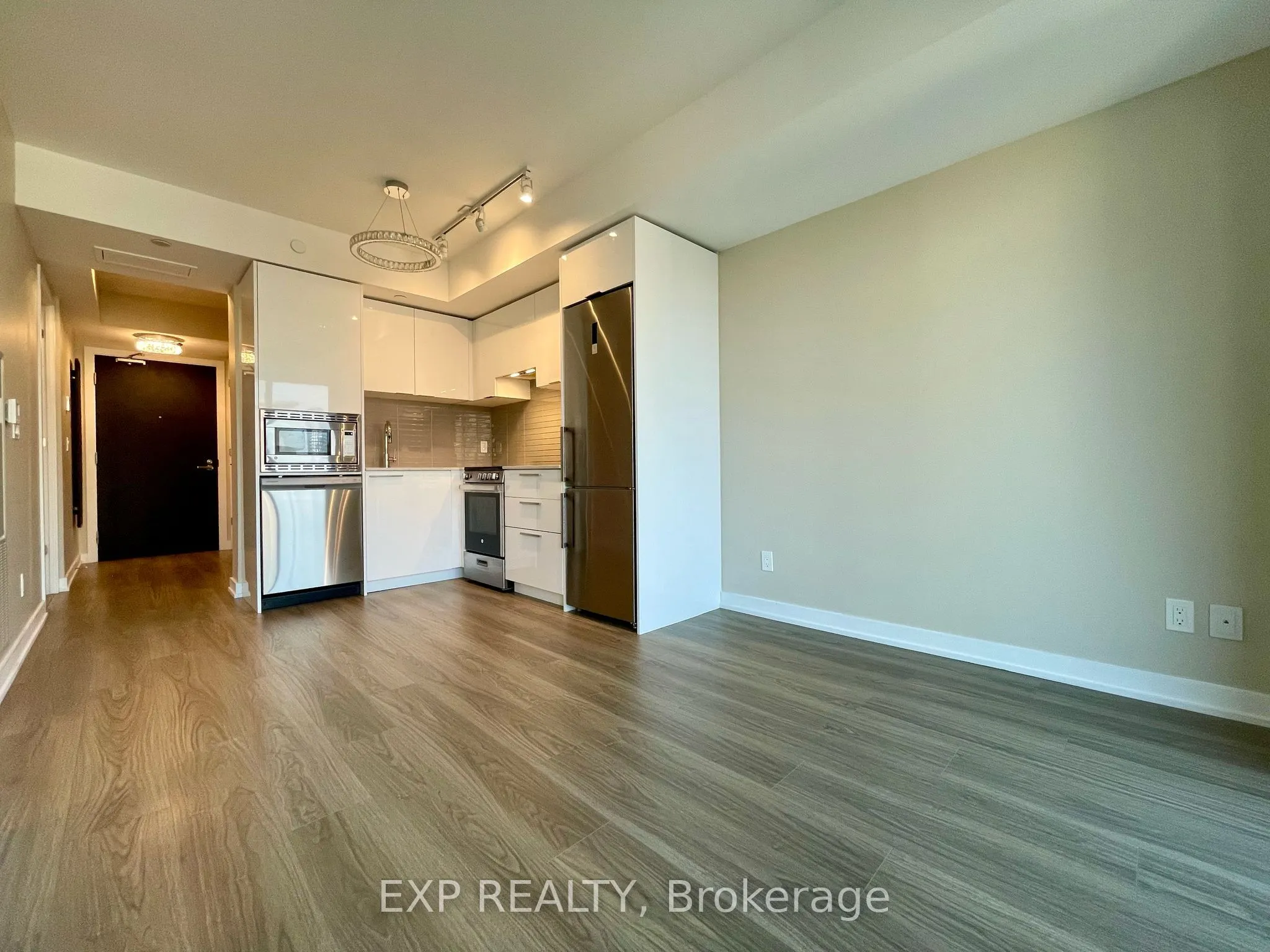 501 Yonge Street, #1208