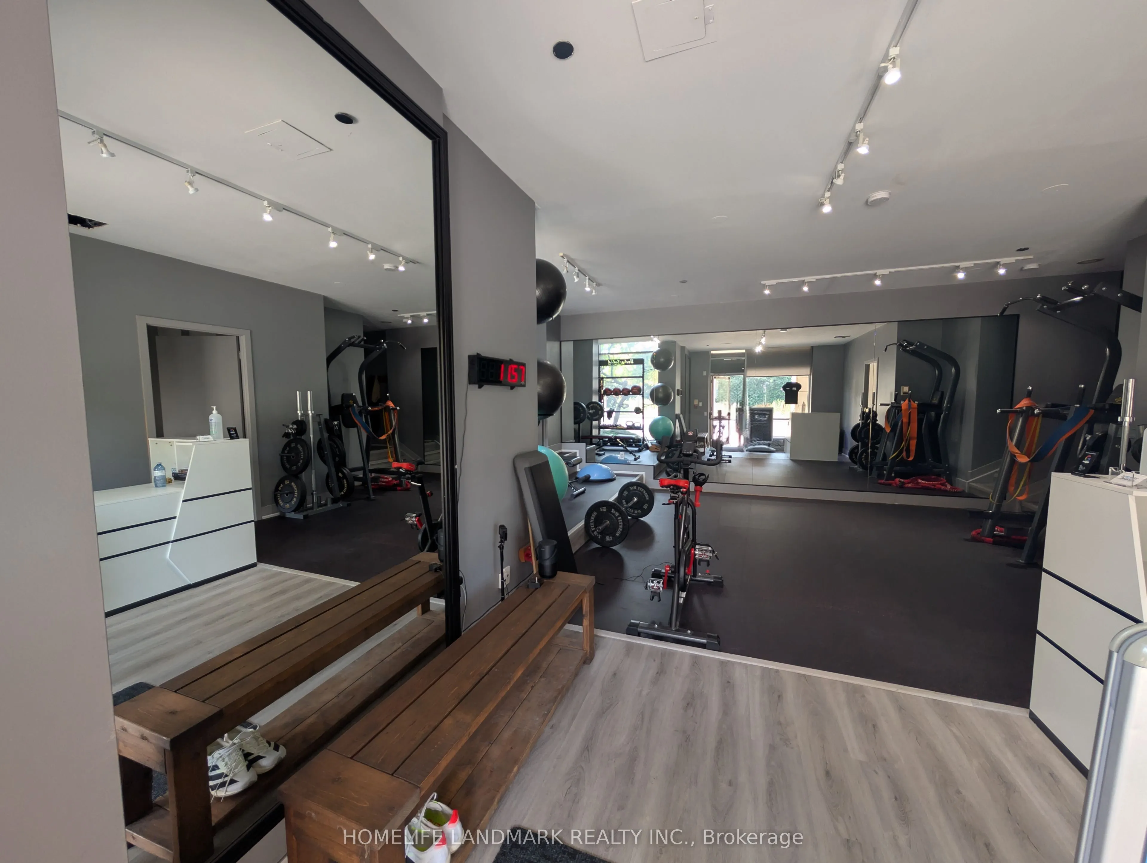 510 Queens Quay W