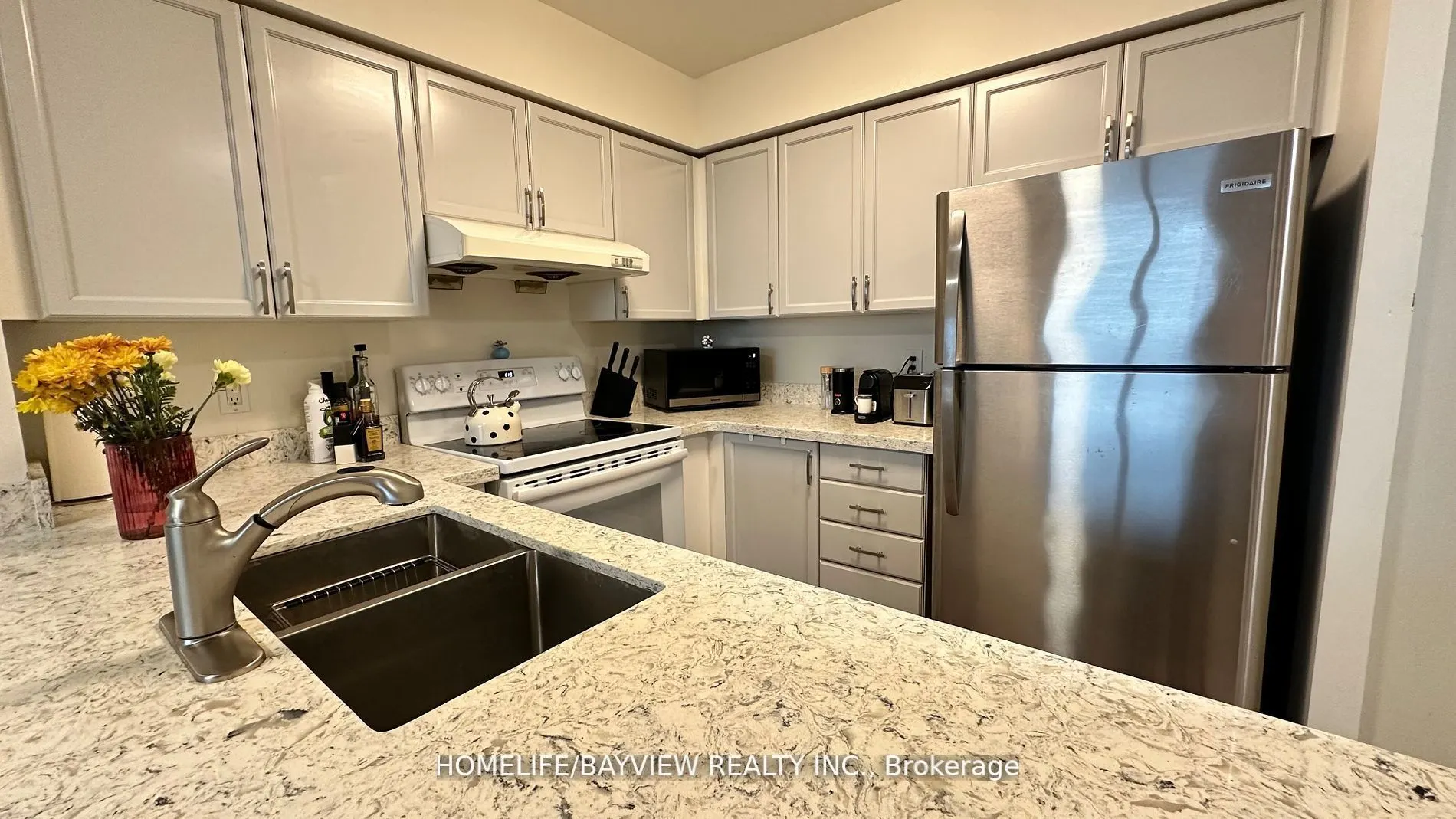 8 Hillcrest Avenue, #718
