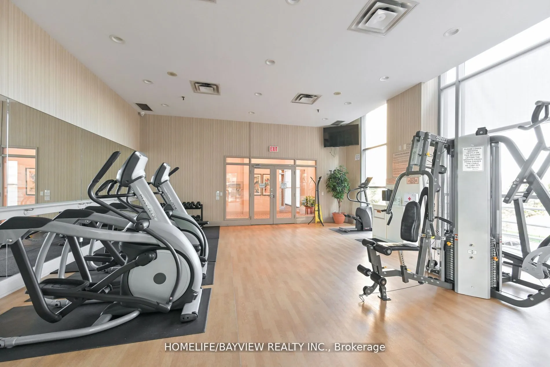 8 Hillcrest Avenue, #718
